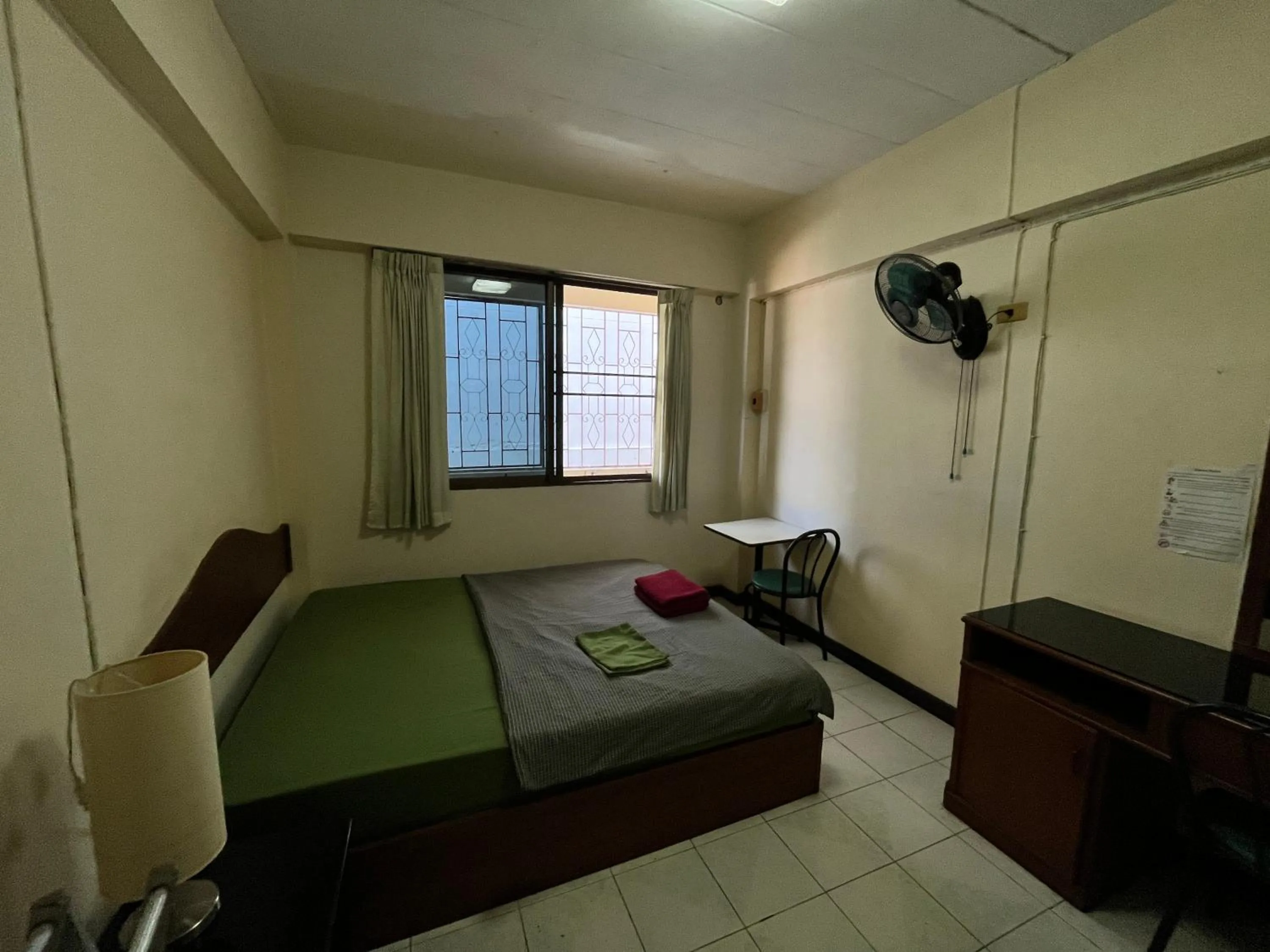 Bed in RCN Court & Inn