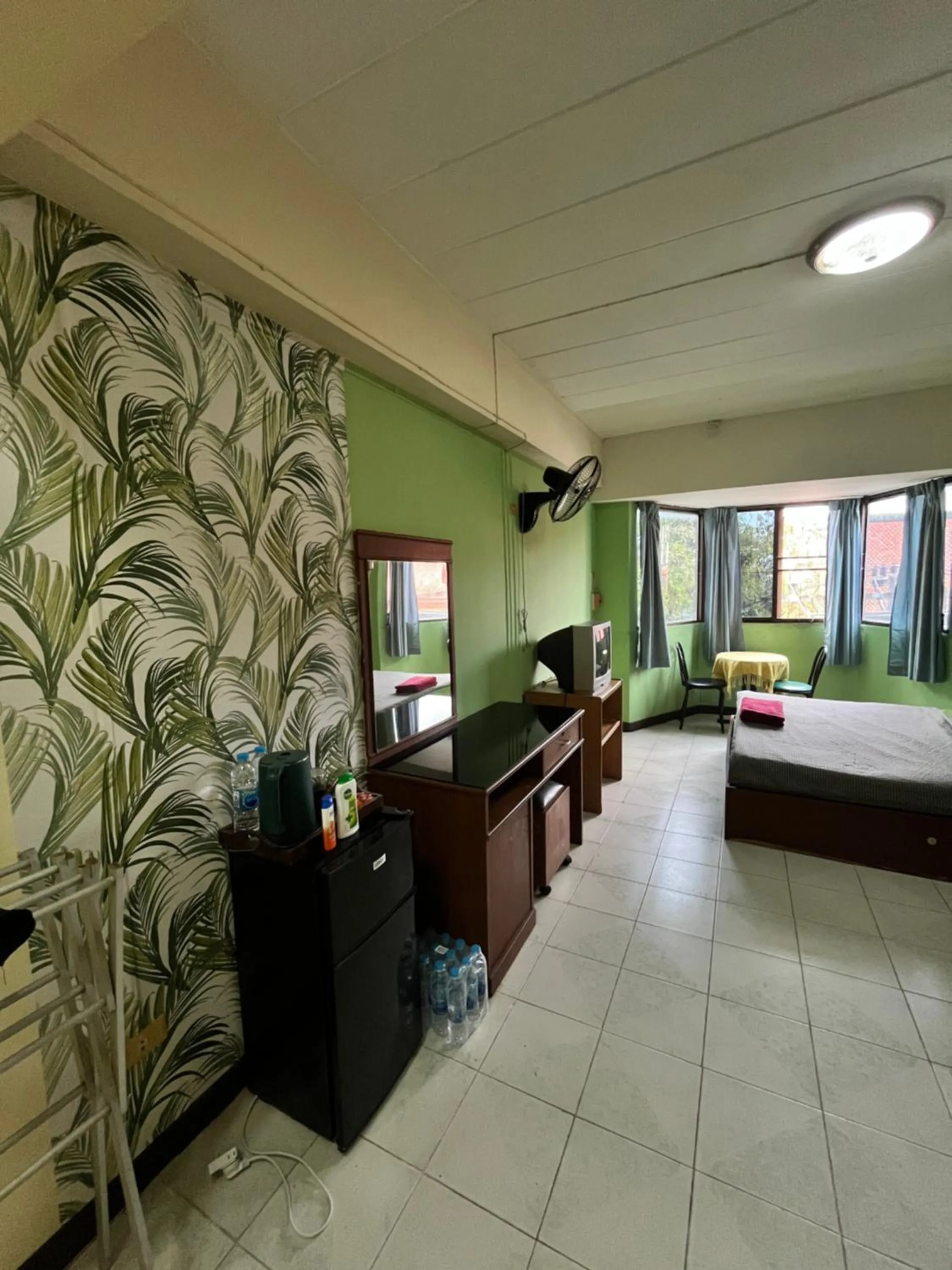 Bed in RCN Court & Inn