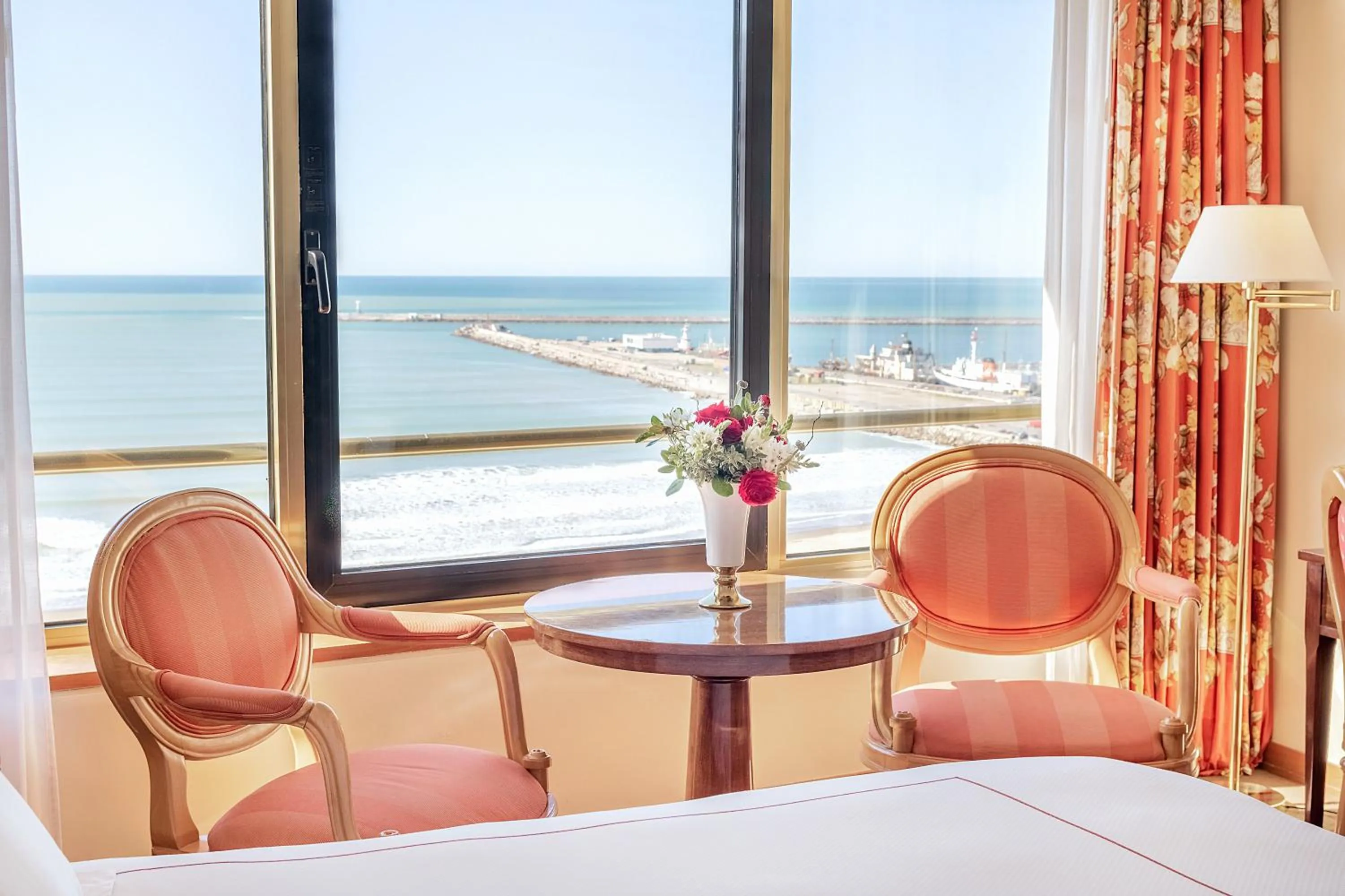 Seating area in Hotel Costa Galana