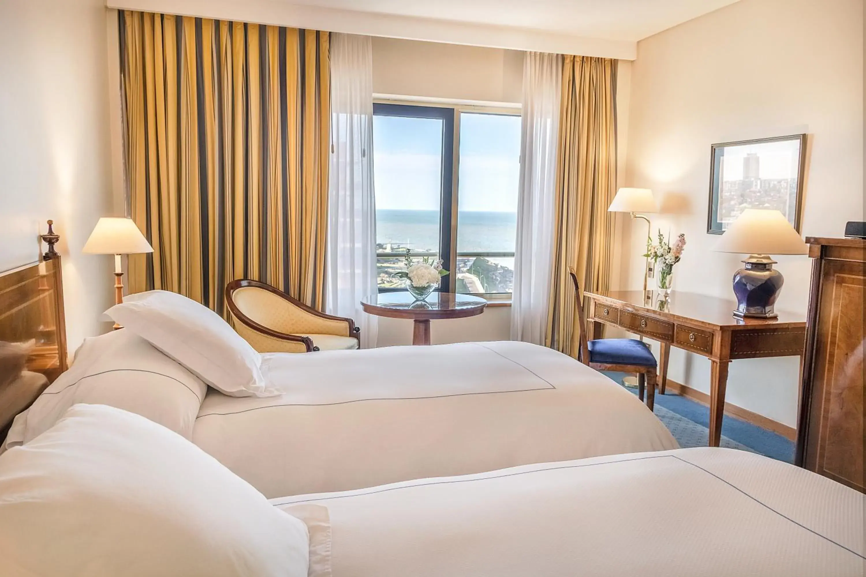 Deluxe Twin Room in Hotel Costa Galana Deluxe Twin Room in Hotel Costa Galana