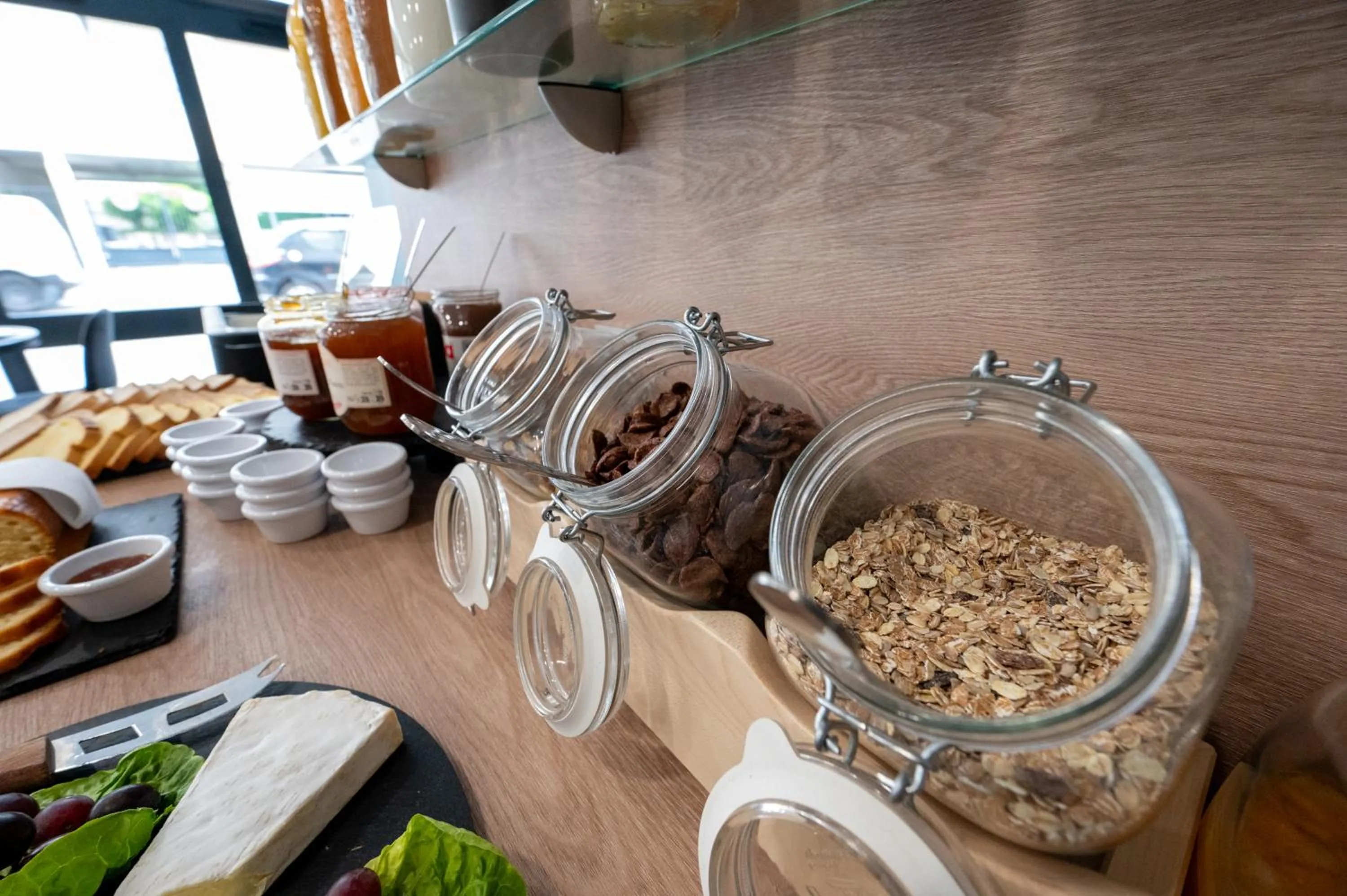 Breakfast in Nemea Appart Hotel Home Suite Nancy Centre