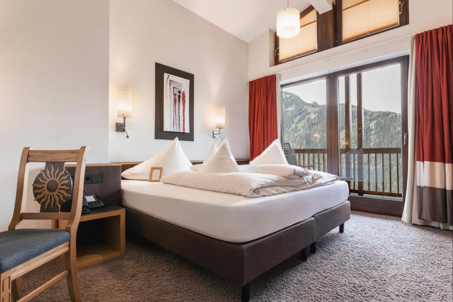 Photo of the whole room, Bed in Hotel Jerzner Hof 4 Sterne Superior