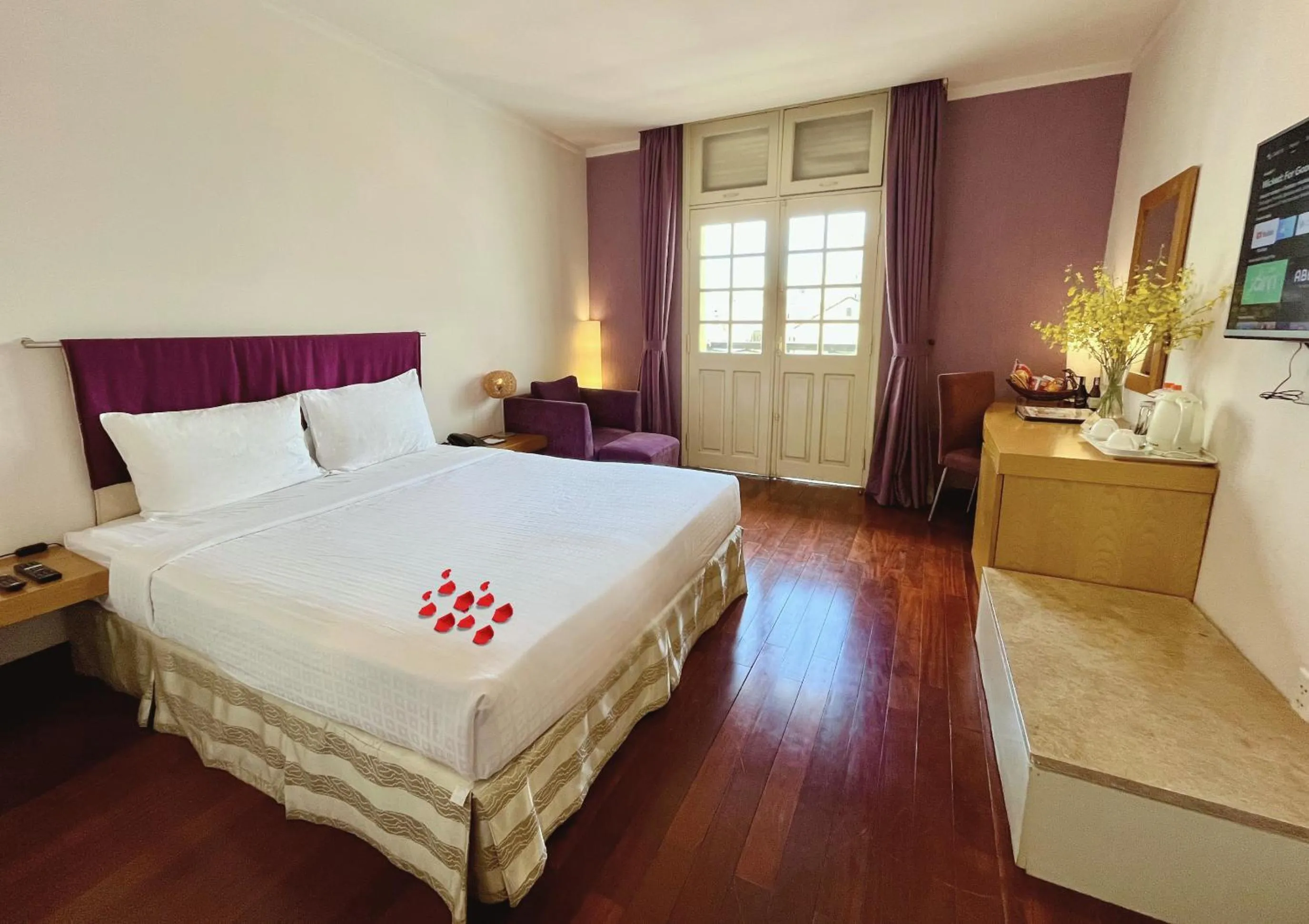 Bedroom, Bed in TTC Hotel - Ngoc Lan