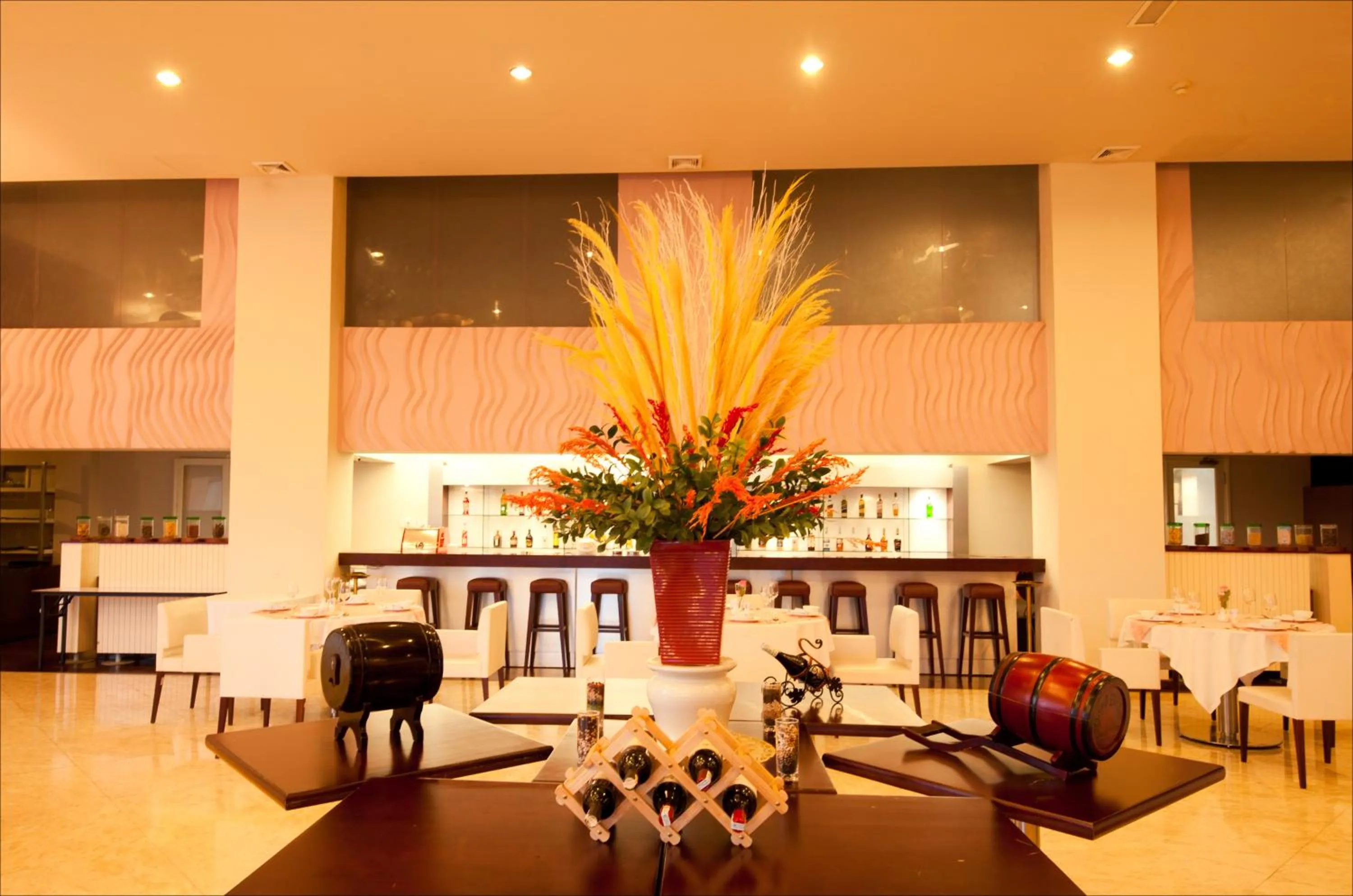 Restaurant/places to eat in TTC Hotel - Ngoc Lan