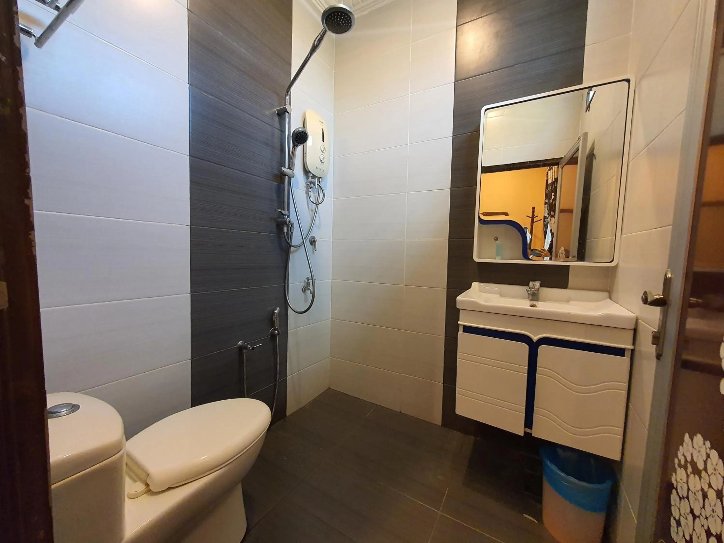 Shower in Villa Temila