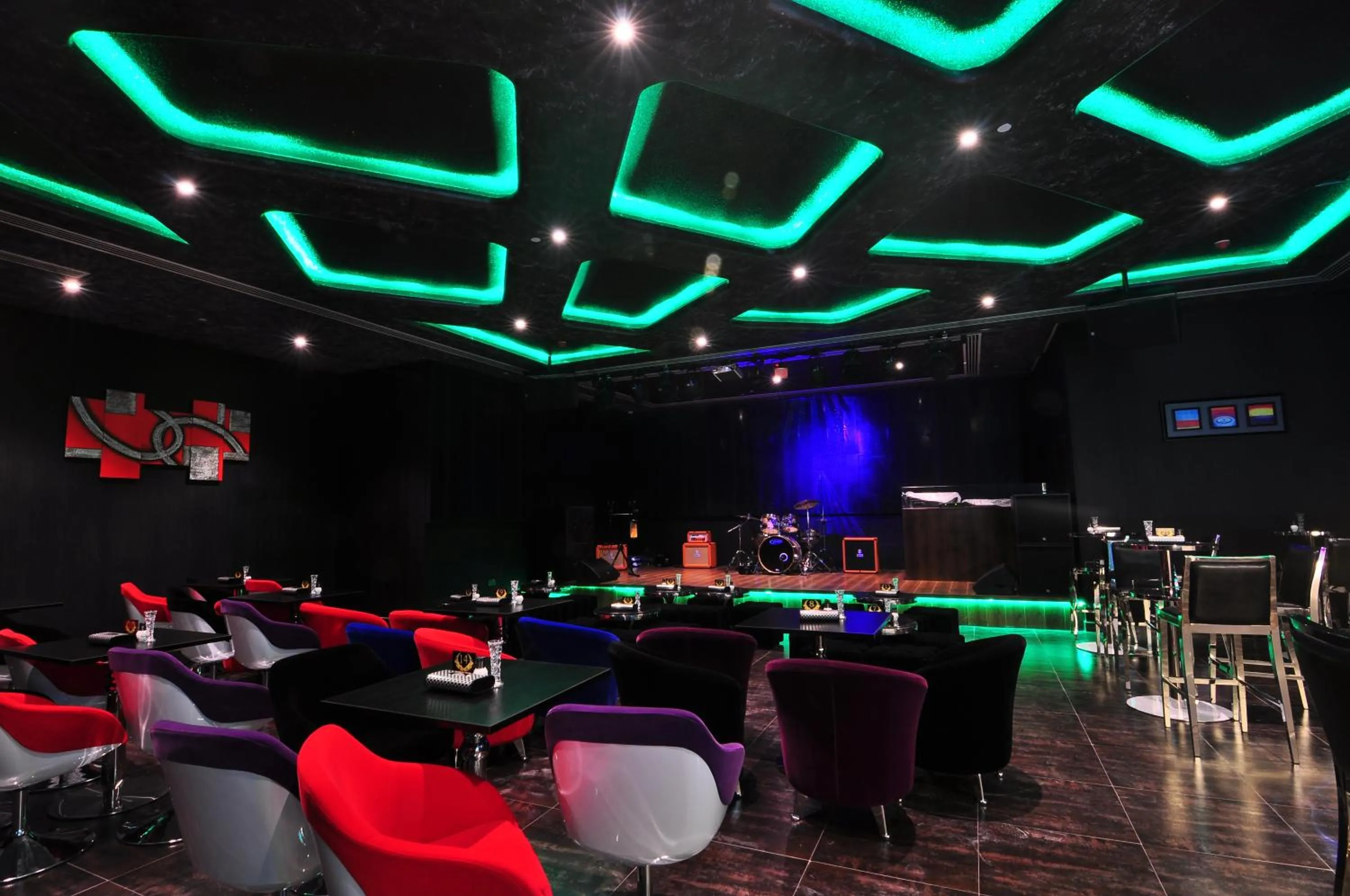 Nightclub / DJ in Frsan Palace Hotel