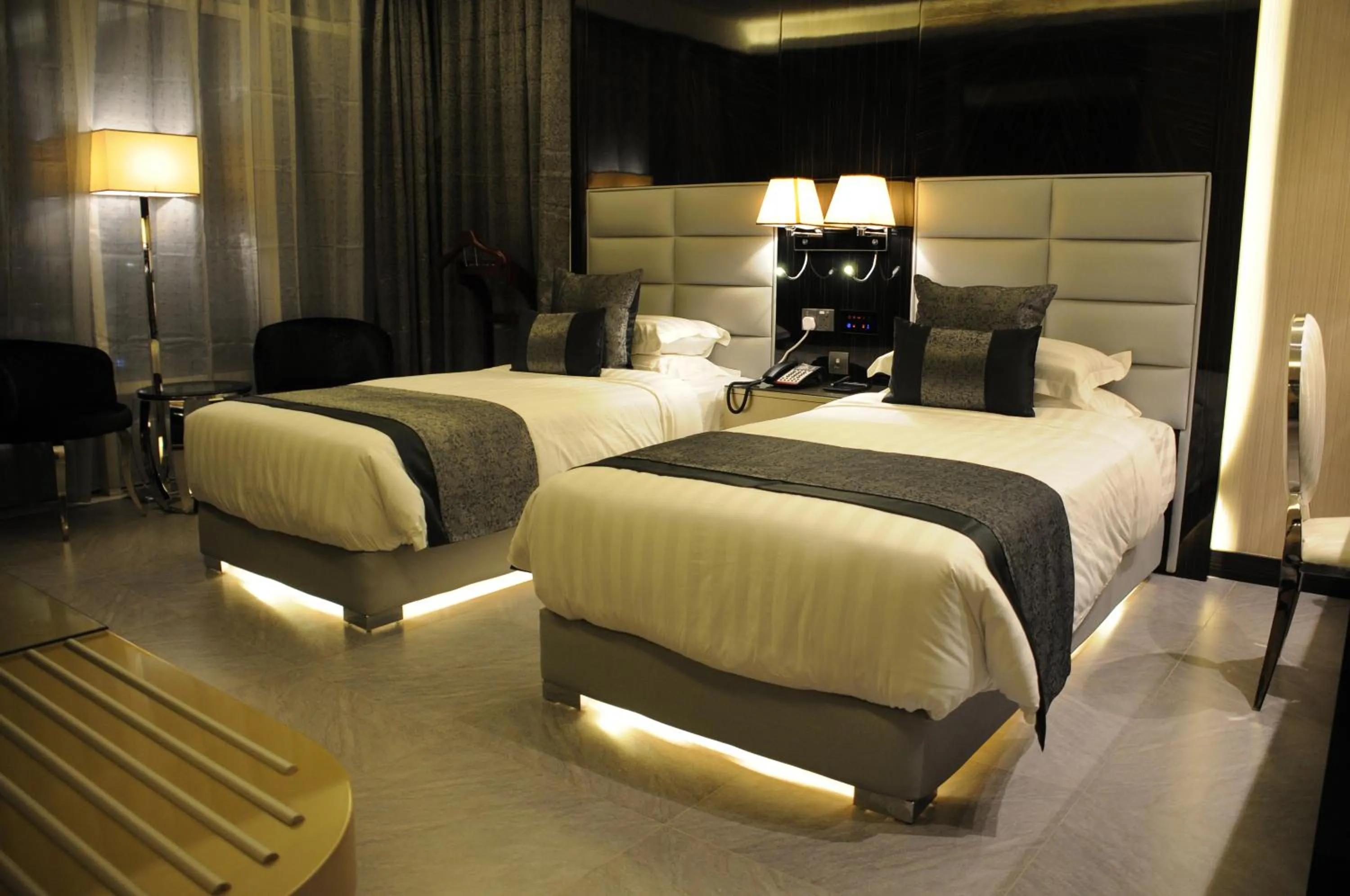 Bedroom, Bed in Frsan Palace Hotel