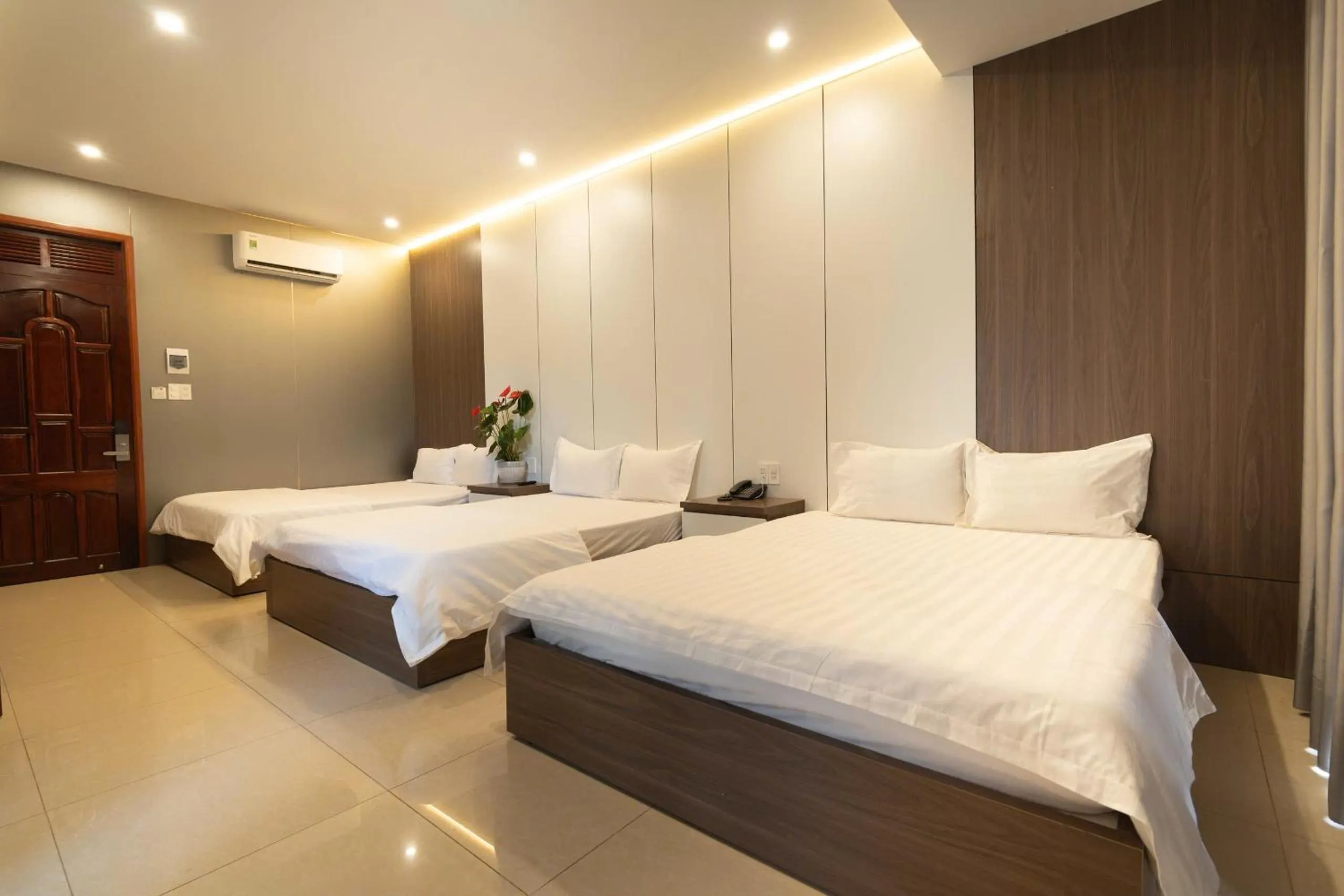 Bed in Ngoc Se Hotel