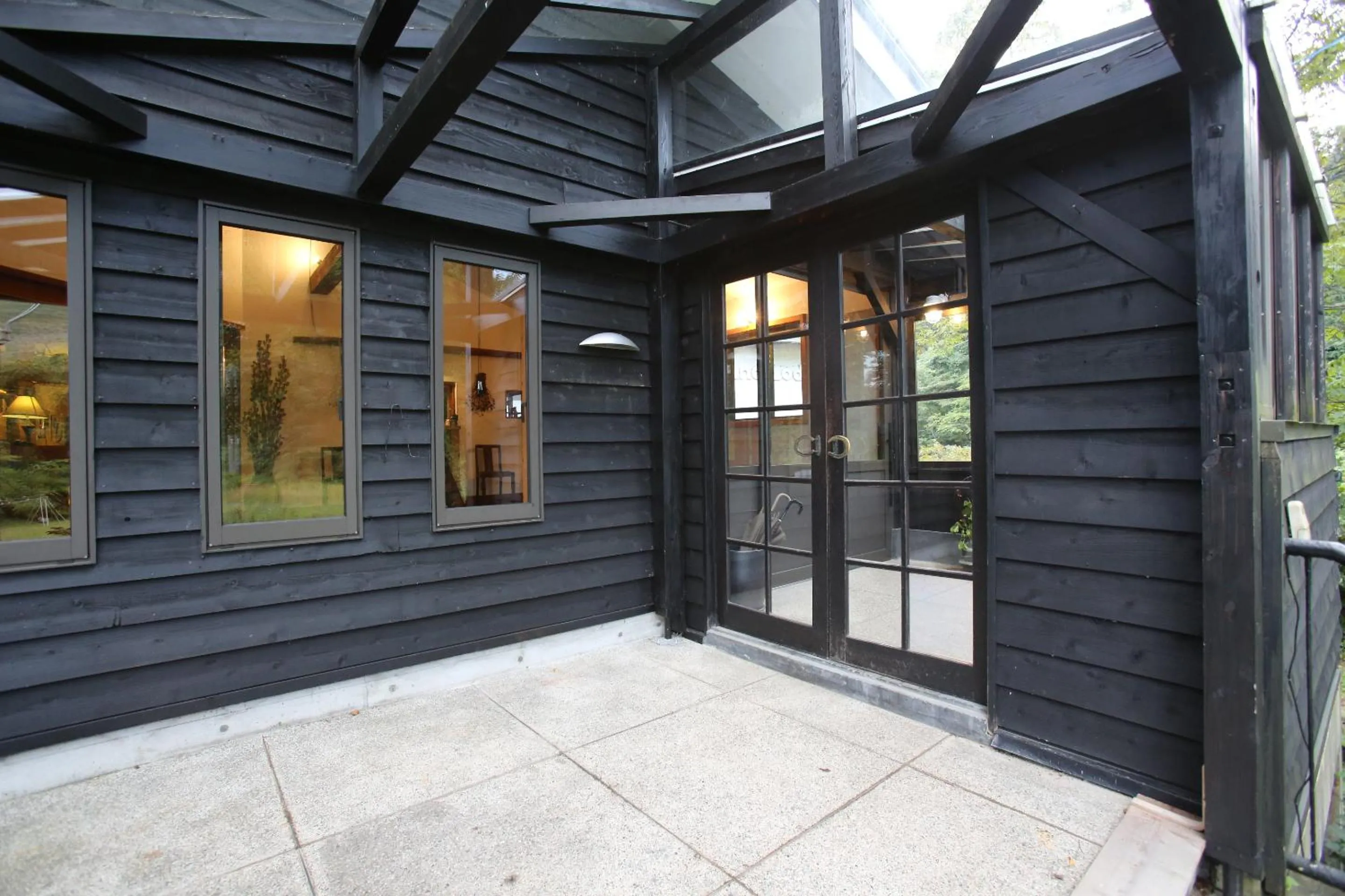 Property building in Momiji