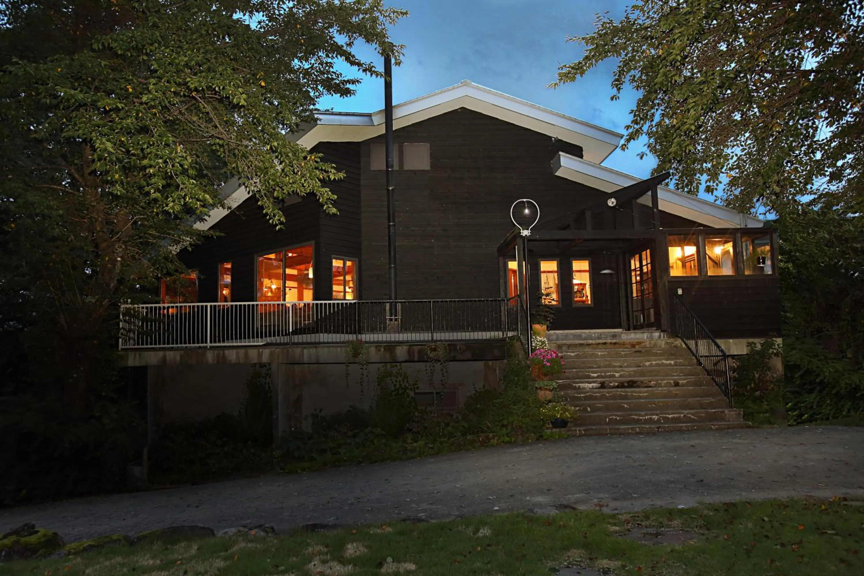 Facade/entrance in Momiji