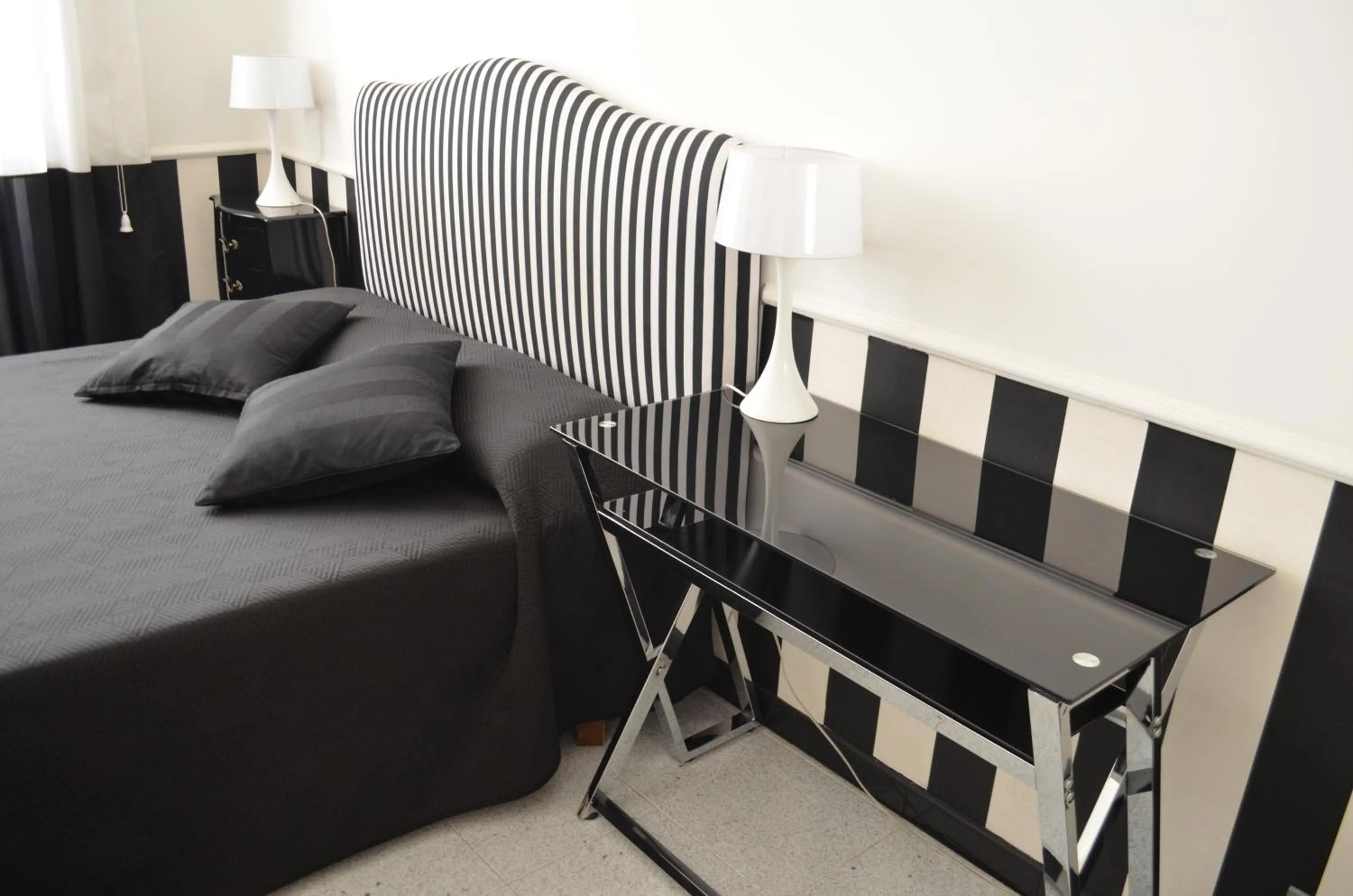 Bedroom, Bed in Sweetdreams Inn