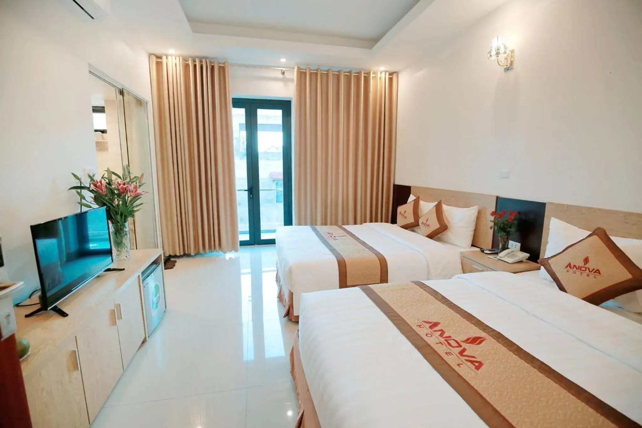 Superior Triple Room in Anova Airport Hotel - Convenient & Friendly Superior Triple Room in Anova Airport Hotel - Convenient & Friendly