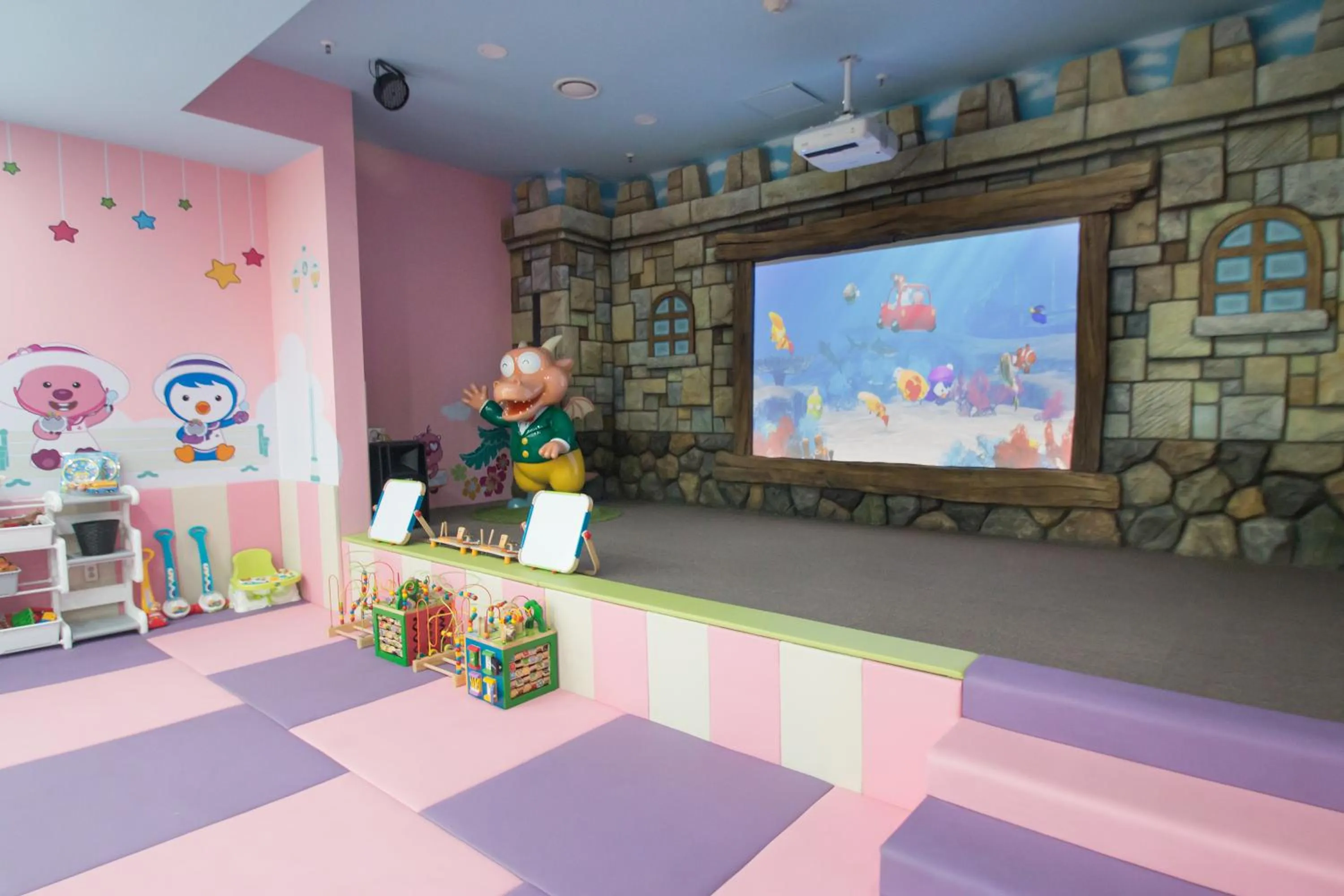 Game Room in Saipan World Resort