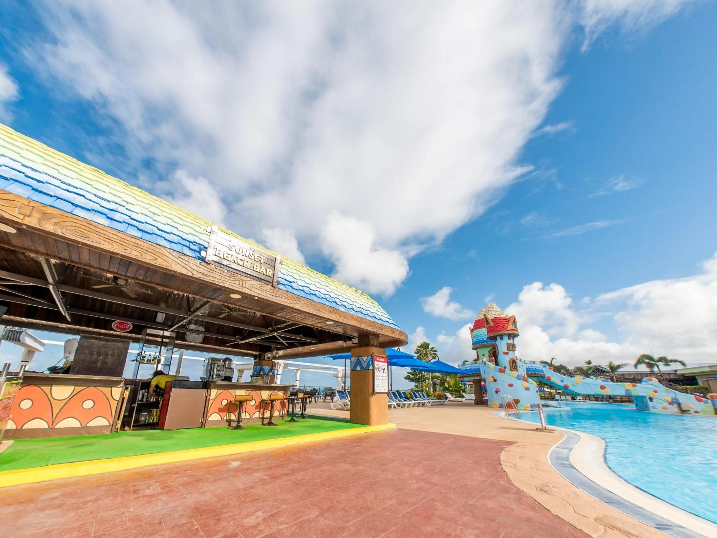 Food and drinks in Saipan World Resort