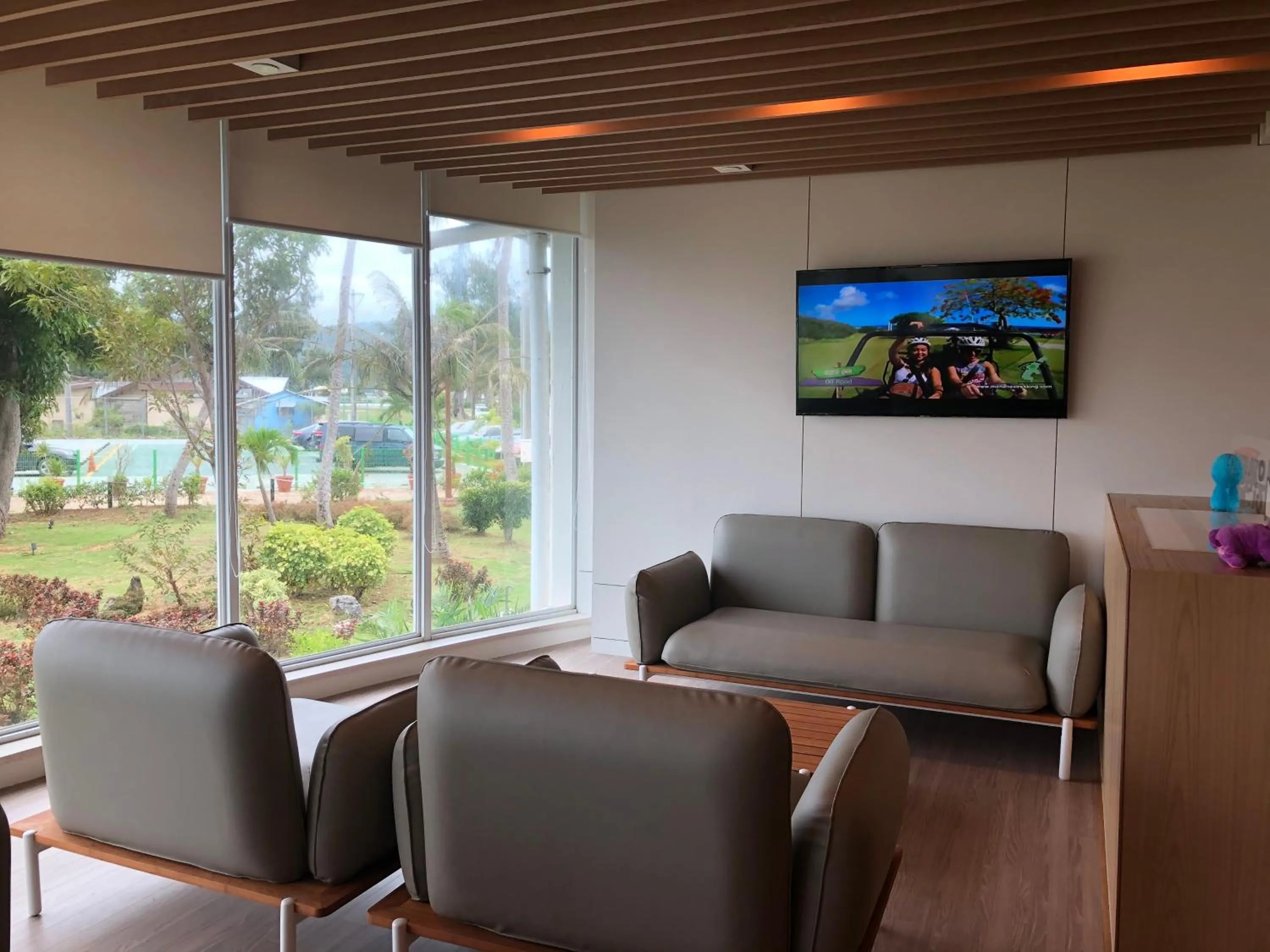 Lounge or bar in Saipan World Resort