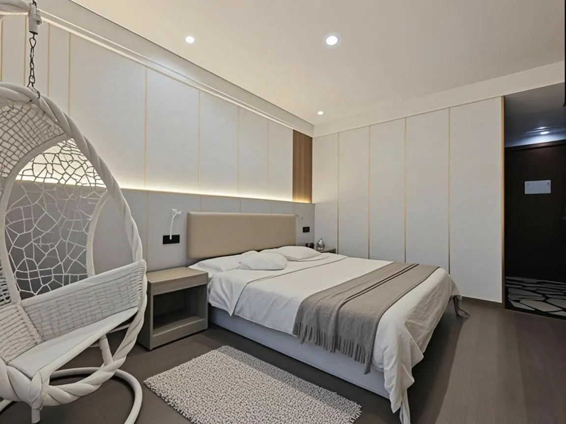 Bed in Longchen Holiday Hotel-close to Xintiandi and Huaihai Middle Road