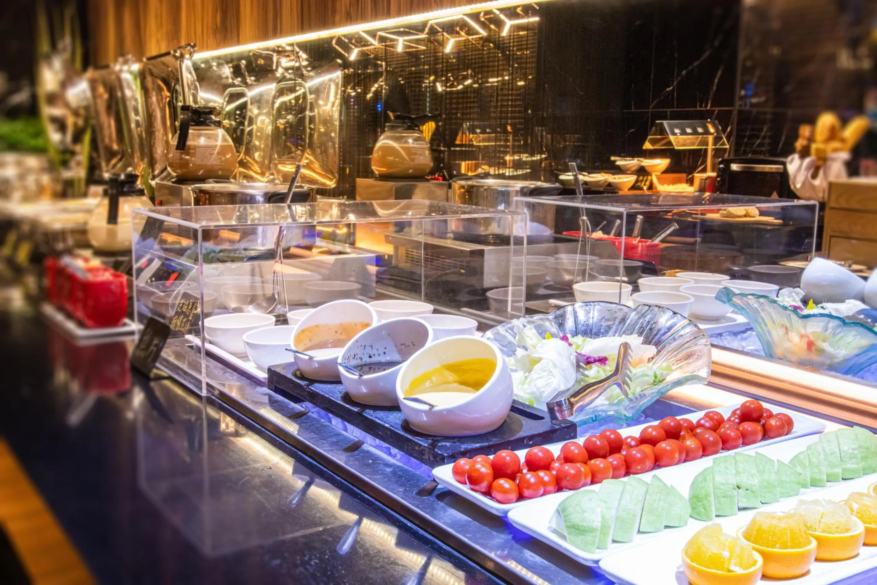 Buffet breakfast in i hotel 中壢館