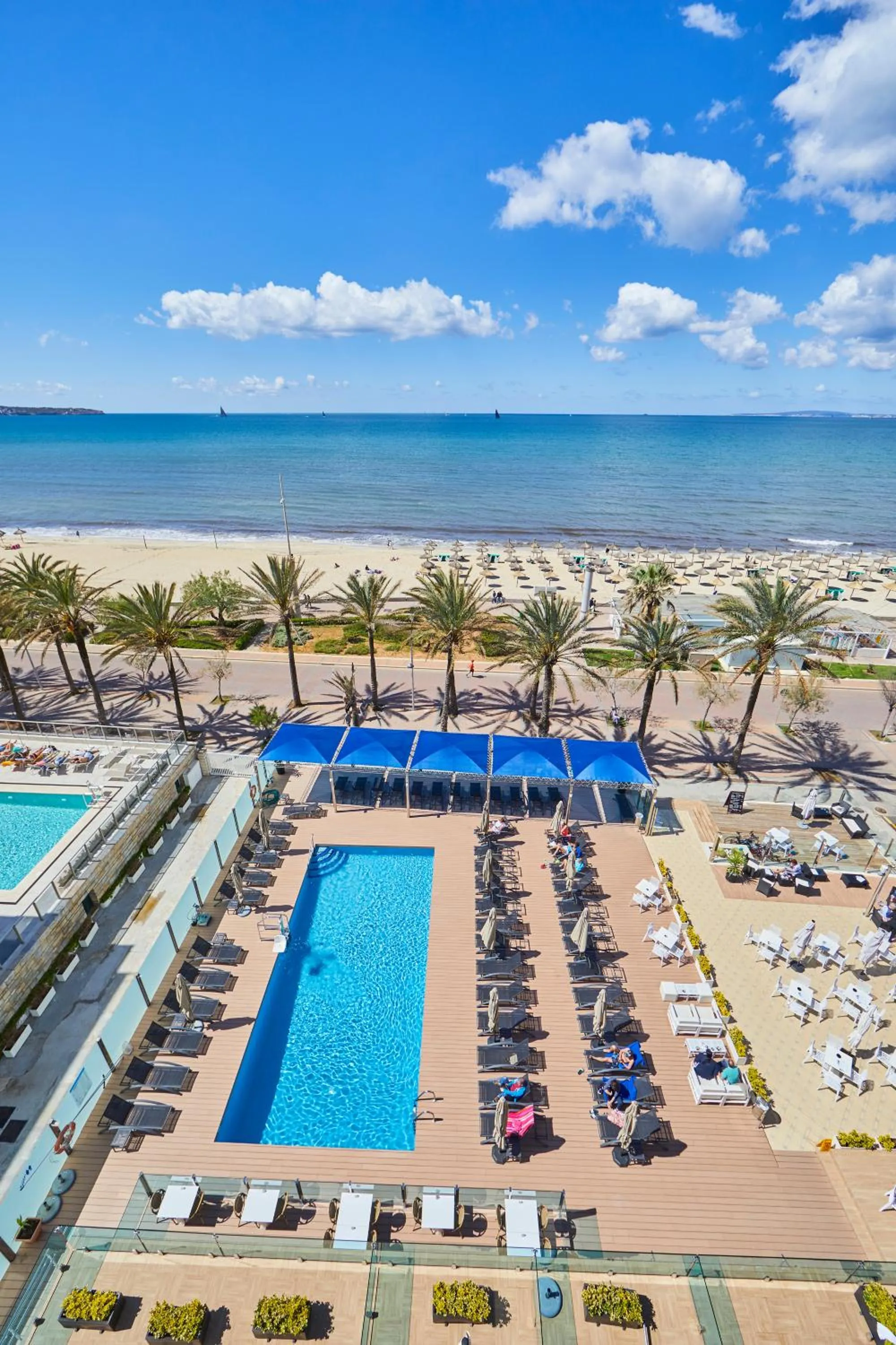 Beach in Hotel Negresco - Adults Only