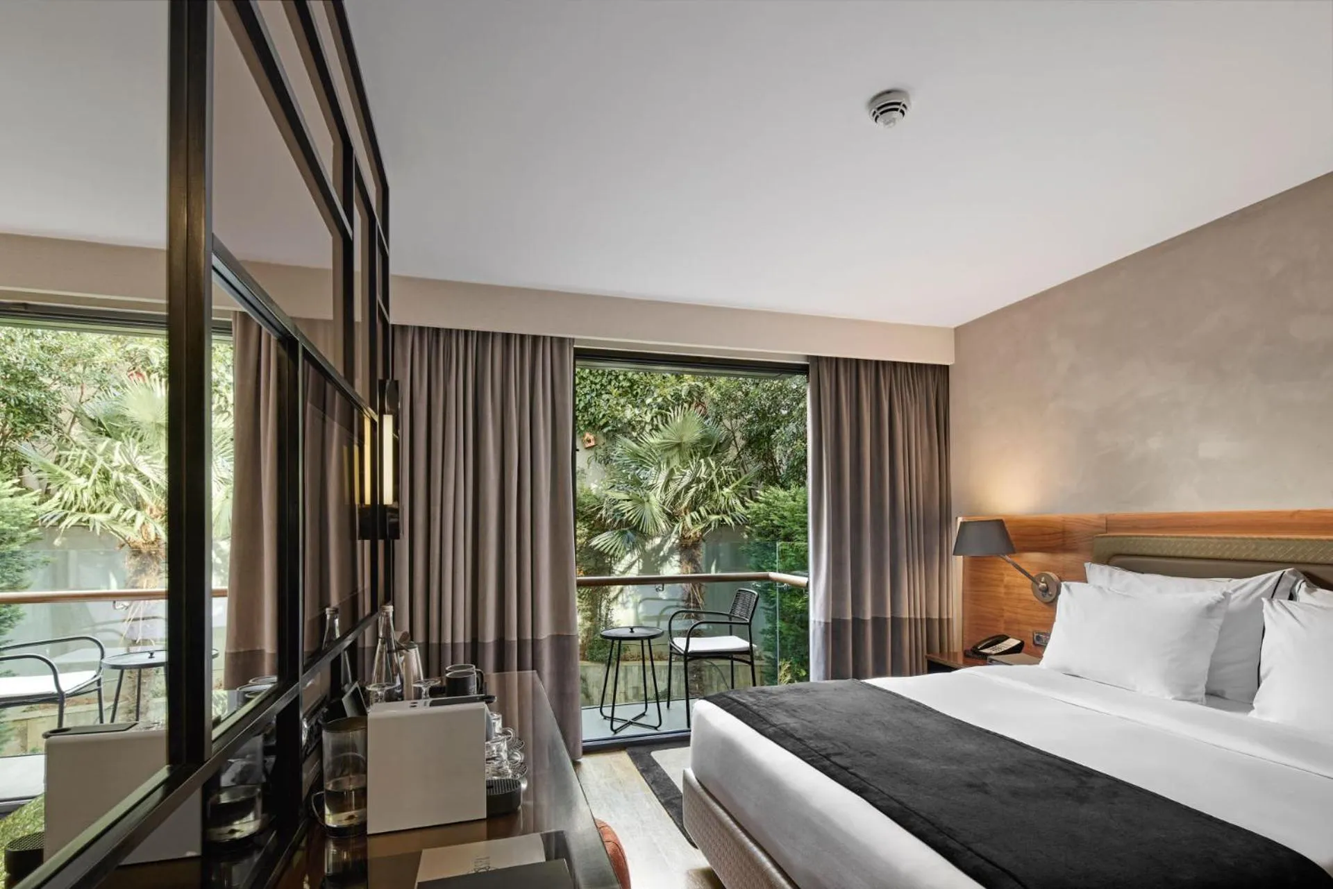 Balcony/Terrace, Bed in Gezi Hotel Bosphorus, Istanbul, a Member of Design Hotels