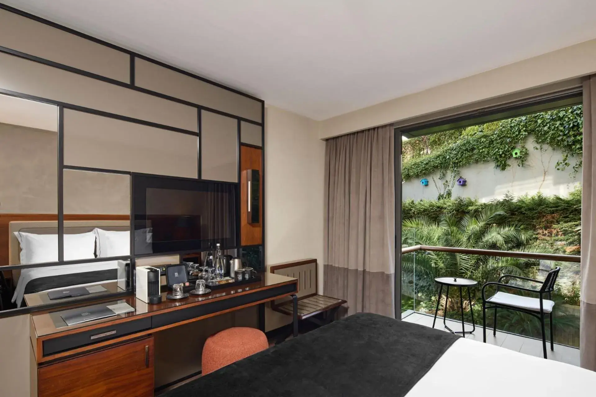 Deluxe Queen Room with Garden View in Gezi Hotel Bosphorus, Istanbul, a Member of Design Hotels Deluxe Queen Room with Garden View in Gezi Hotel Bosphorus, Istanbul, a Member of Design Hotels