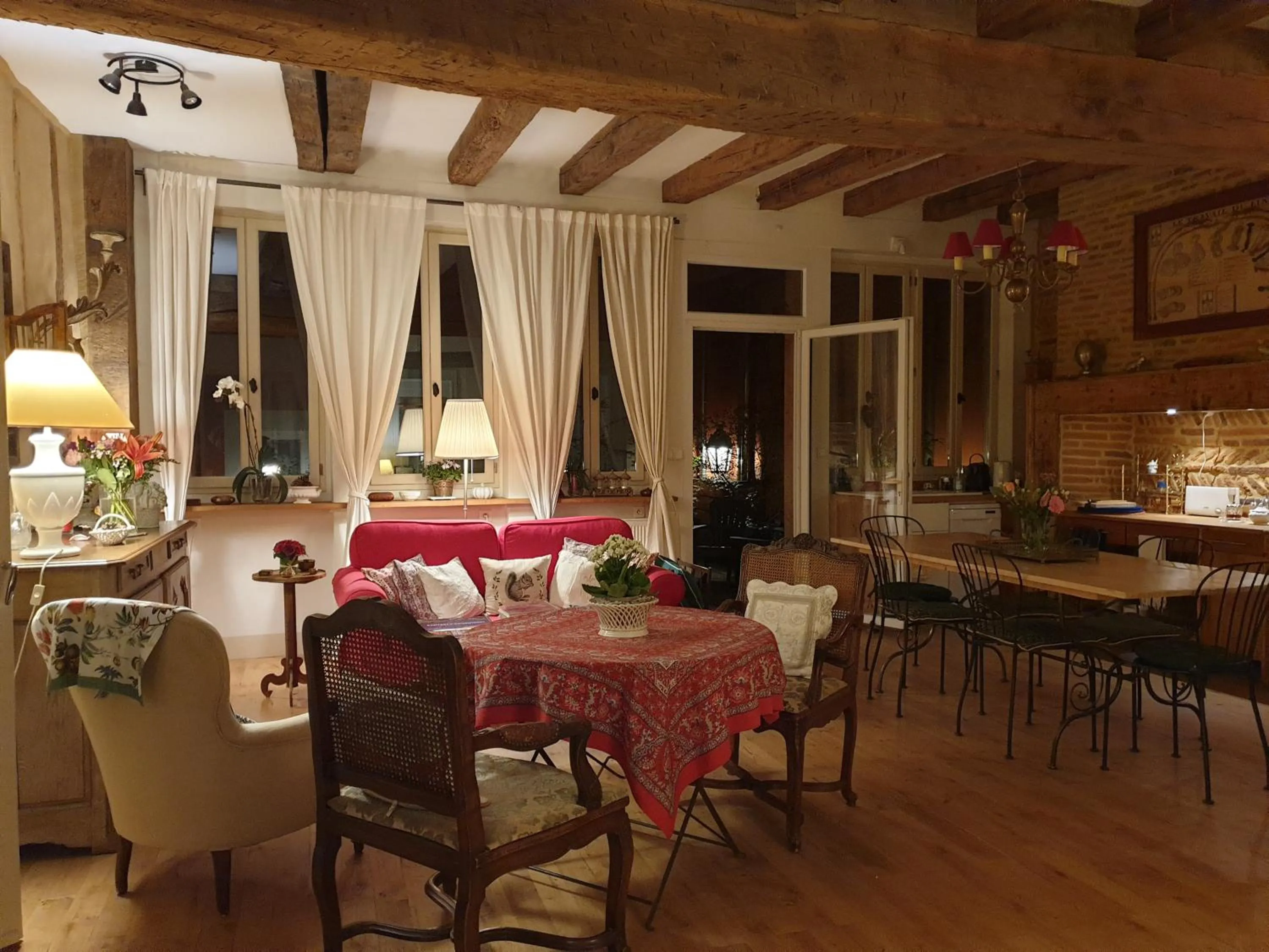 Living room in Ombre Rose