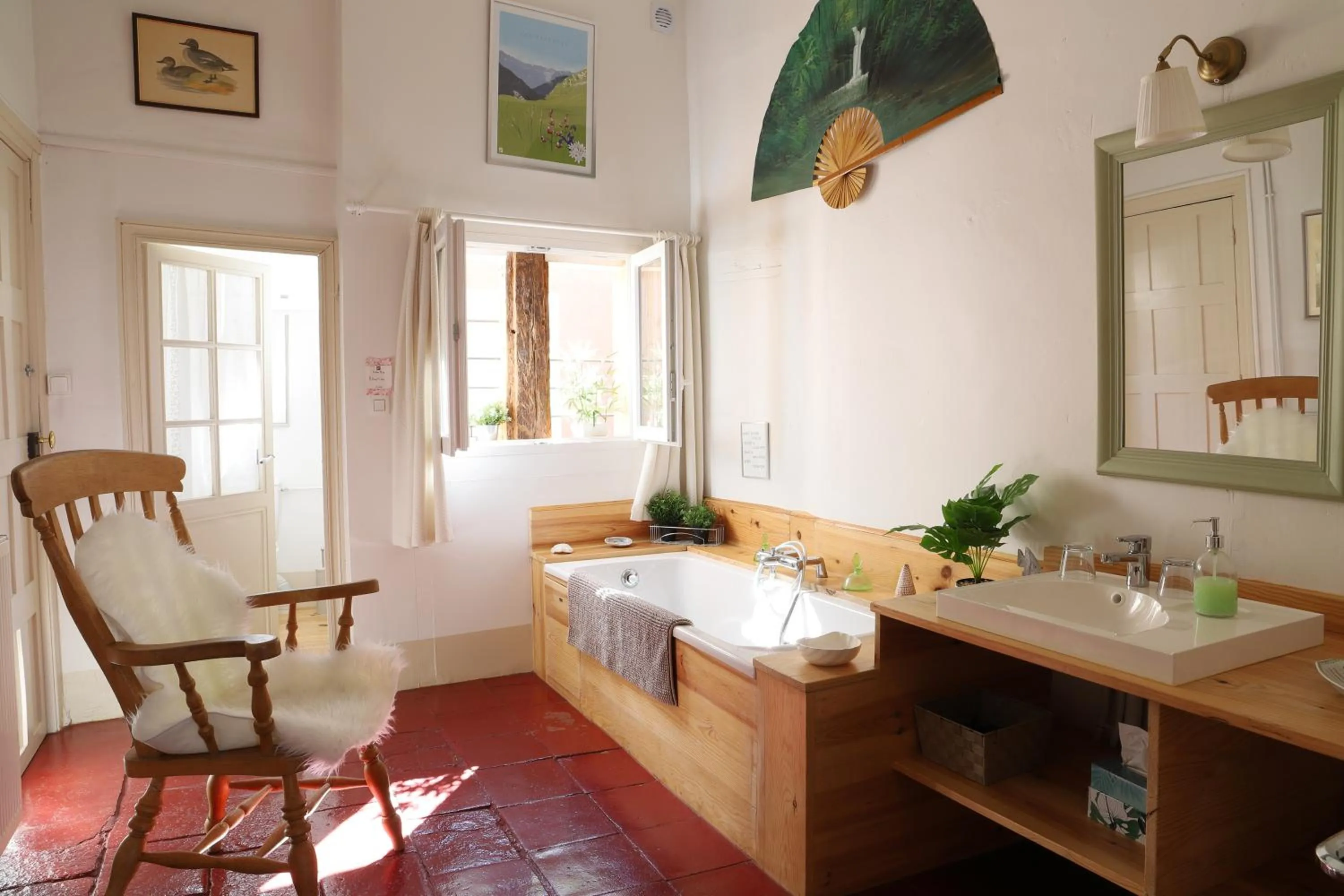 Bathroom in Ombre Rose