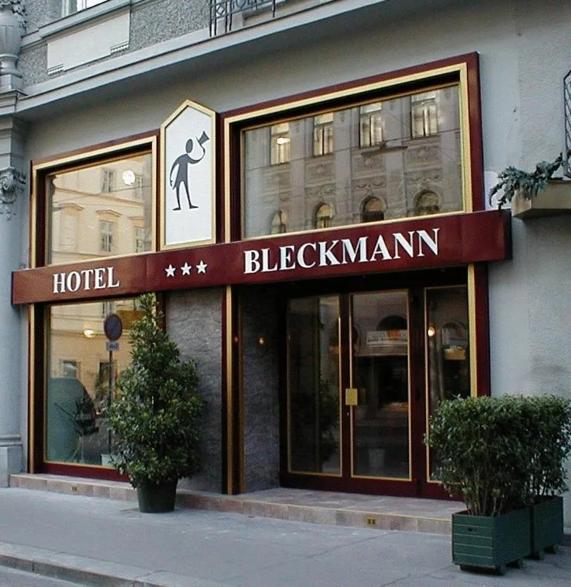Facade/entrance in Hotel-Pension Bleckmann