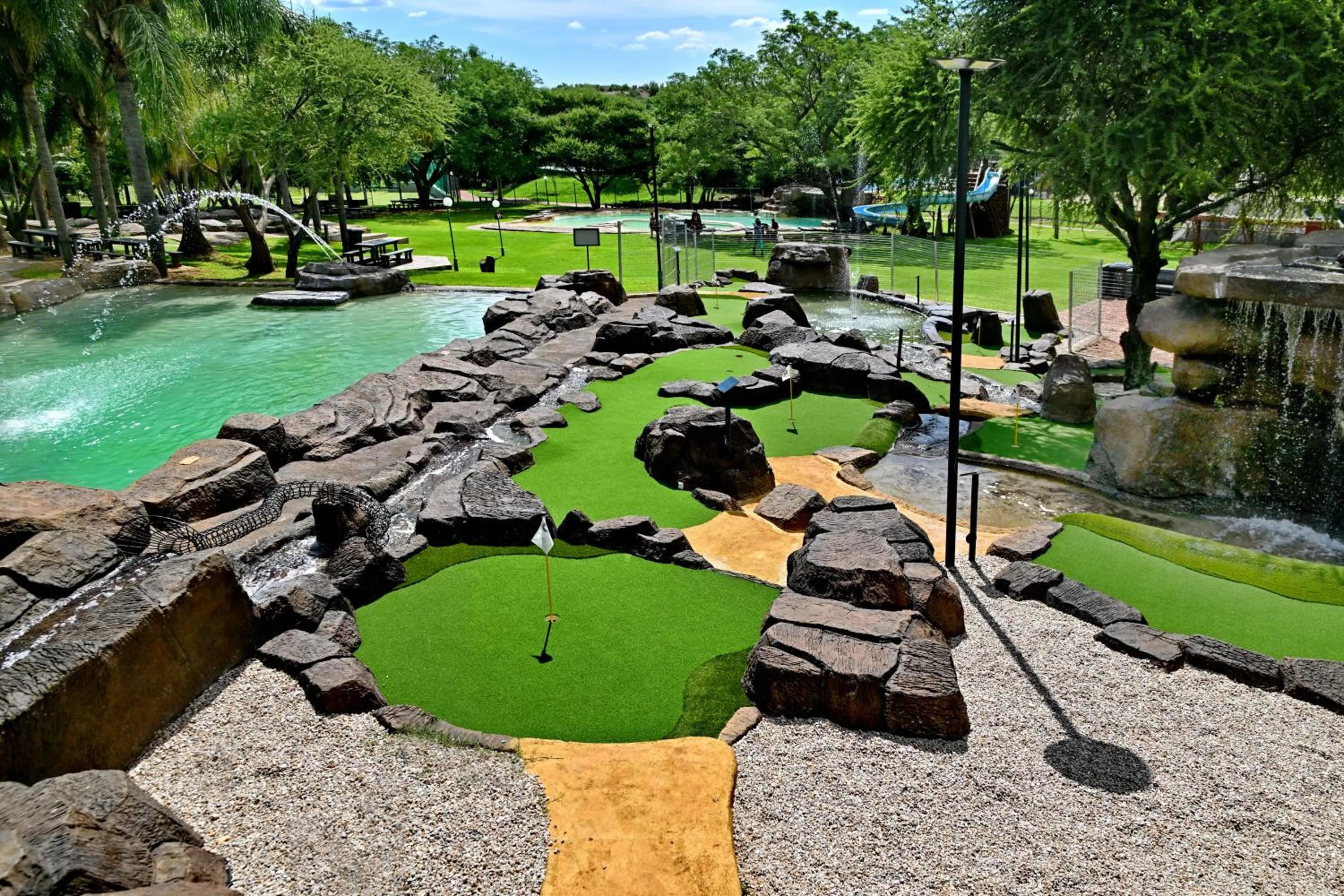 Minigolf in Seasons Golf, Leisure, Spa