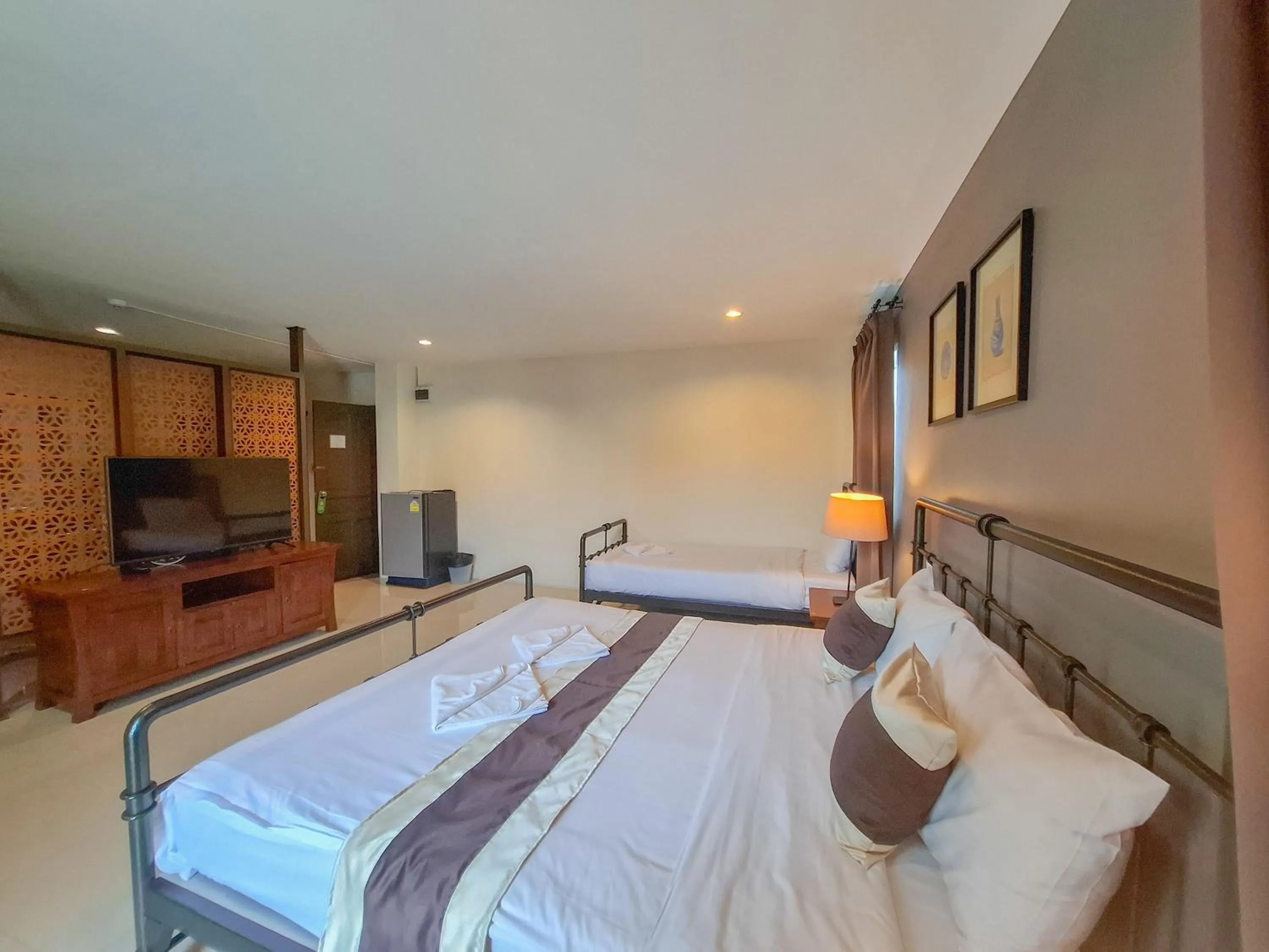 TV and multimedia, Bed in The Hideaway Resort Pattaya