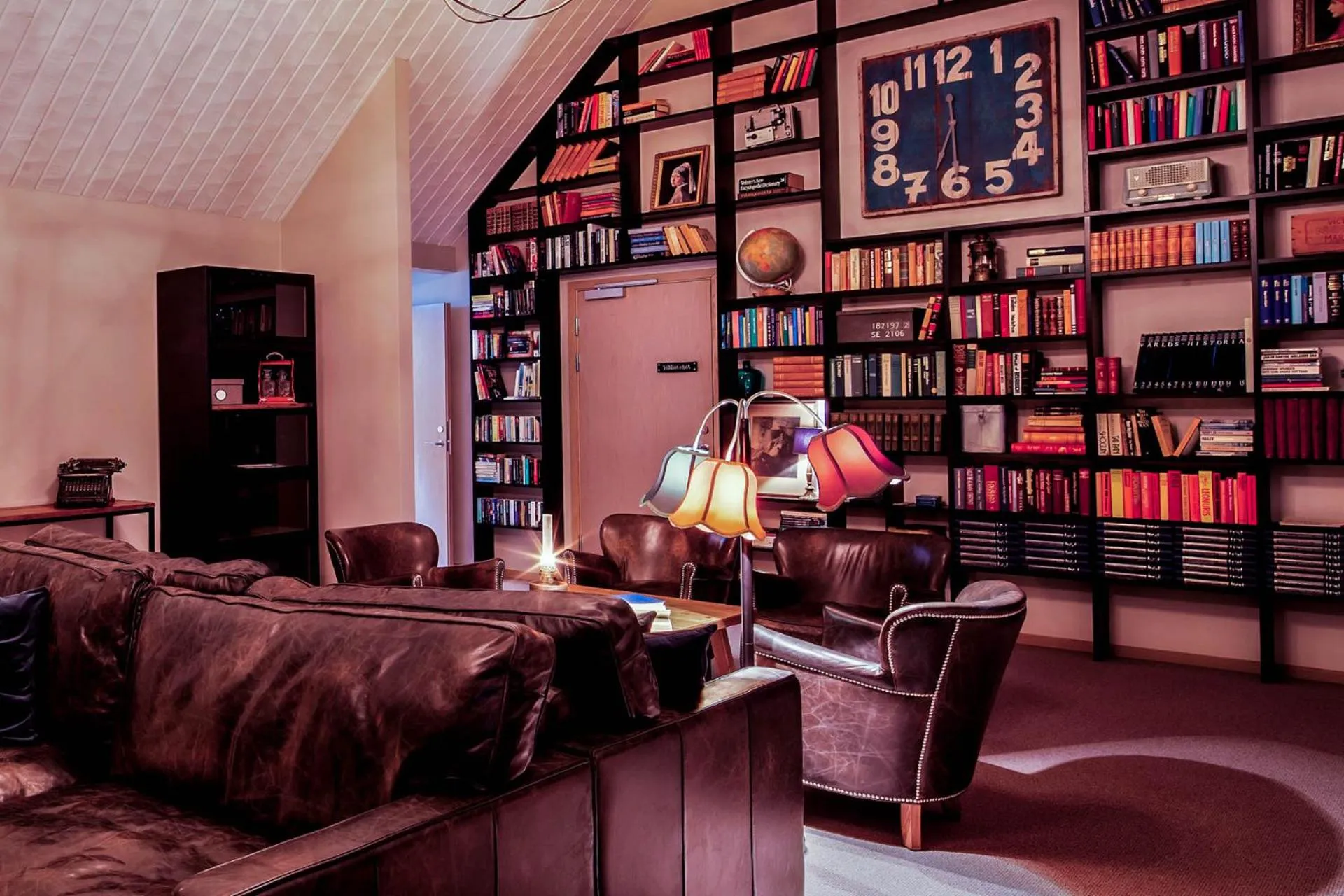 Library in Hotell Mossbylund