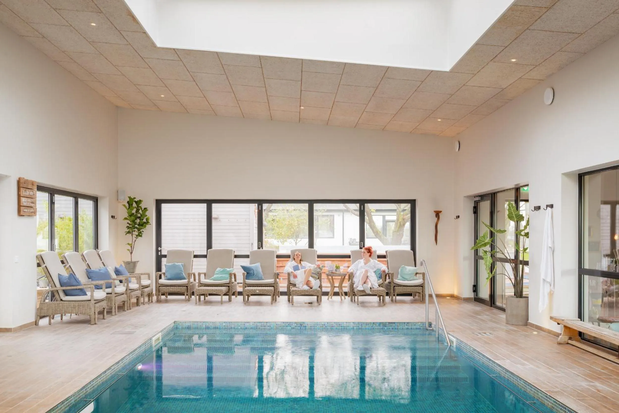 Hot Spring Bath in Hotell Mossbylund