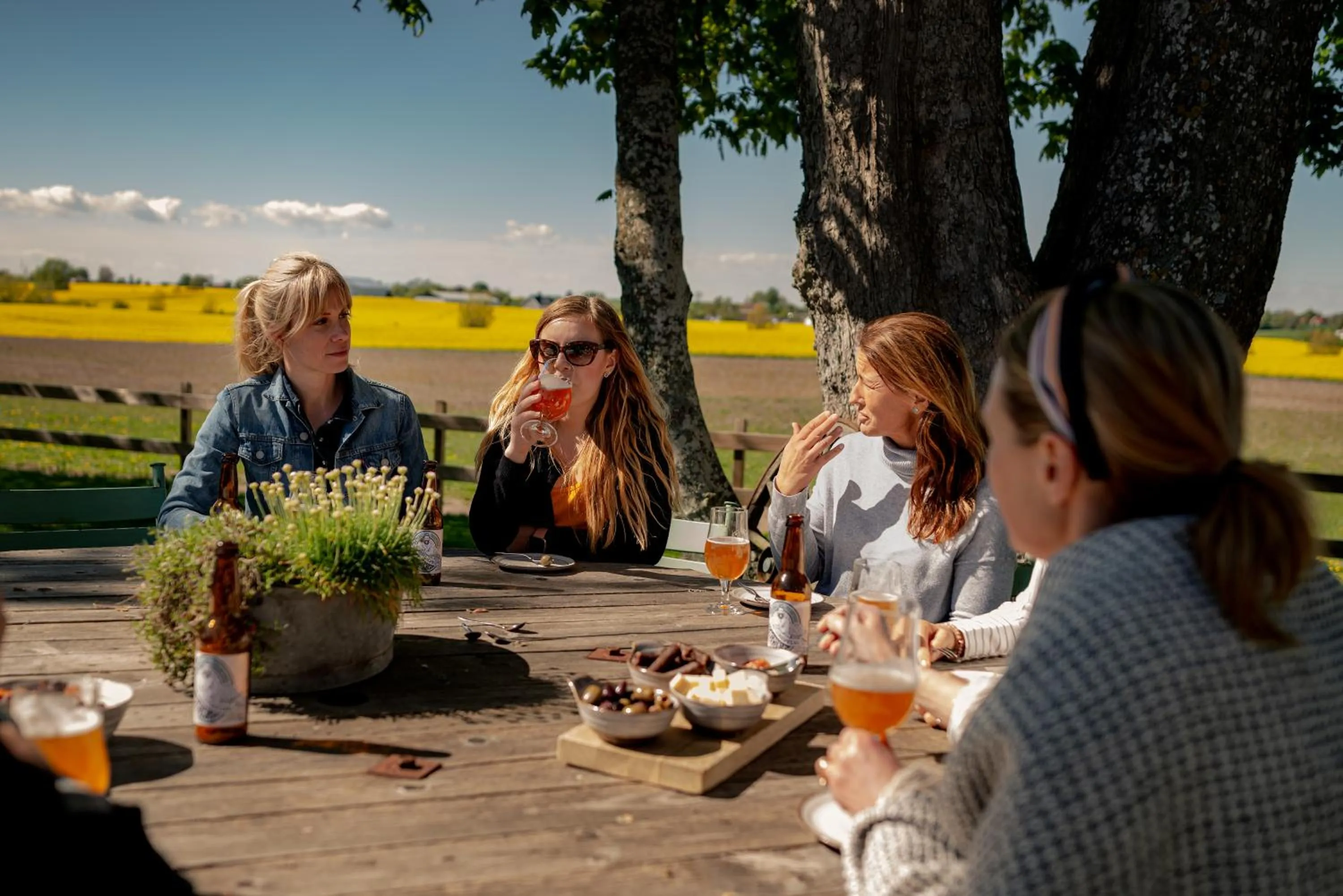 People in Hotell Mossbylund