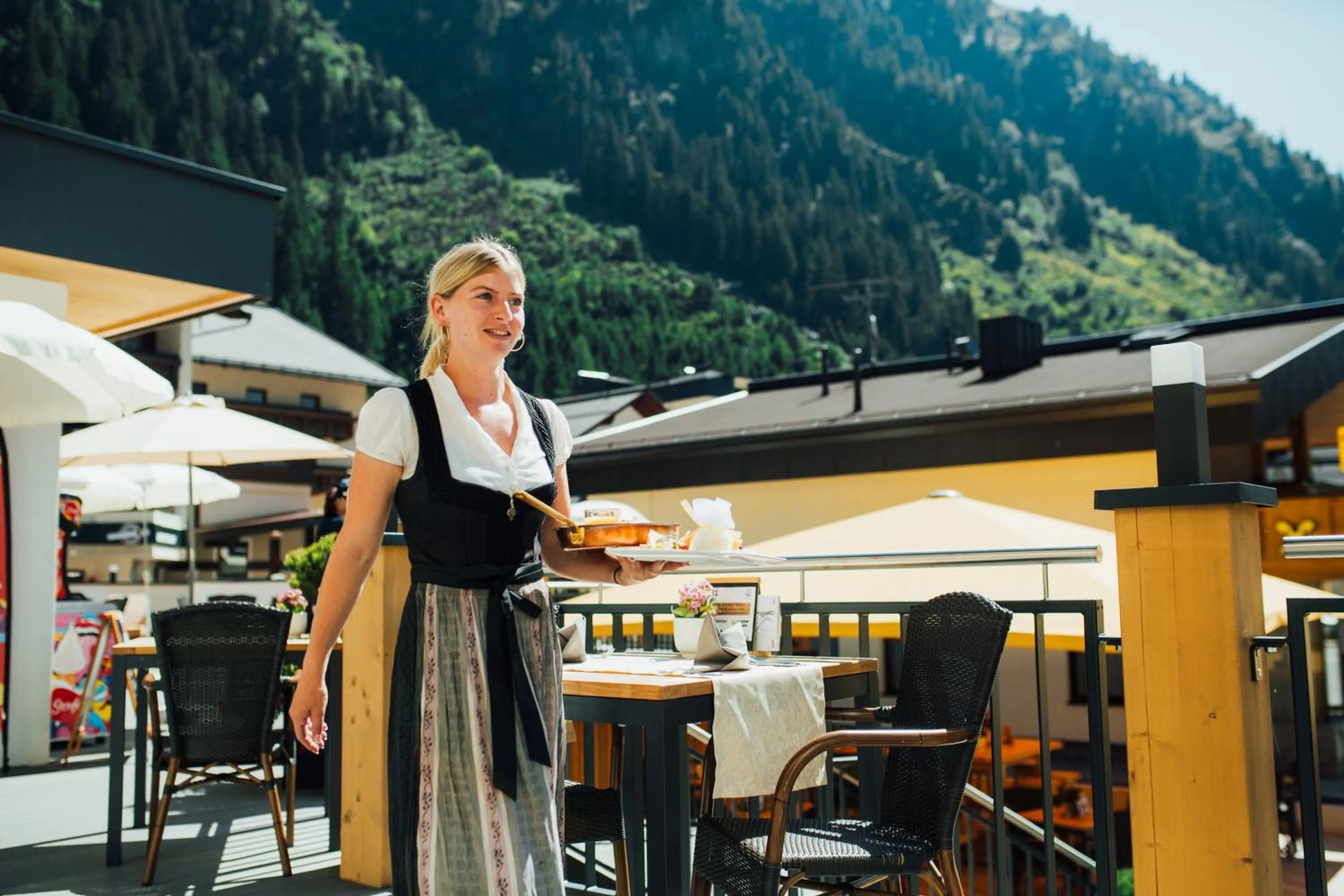 Restaurant/places to eat in Hotel Mittagskogel Pitztal