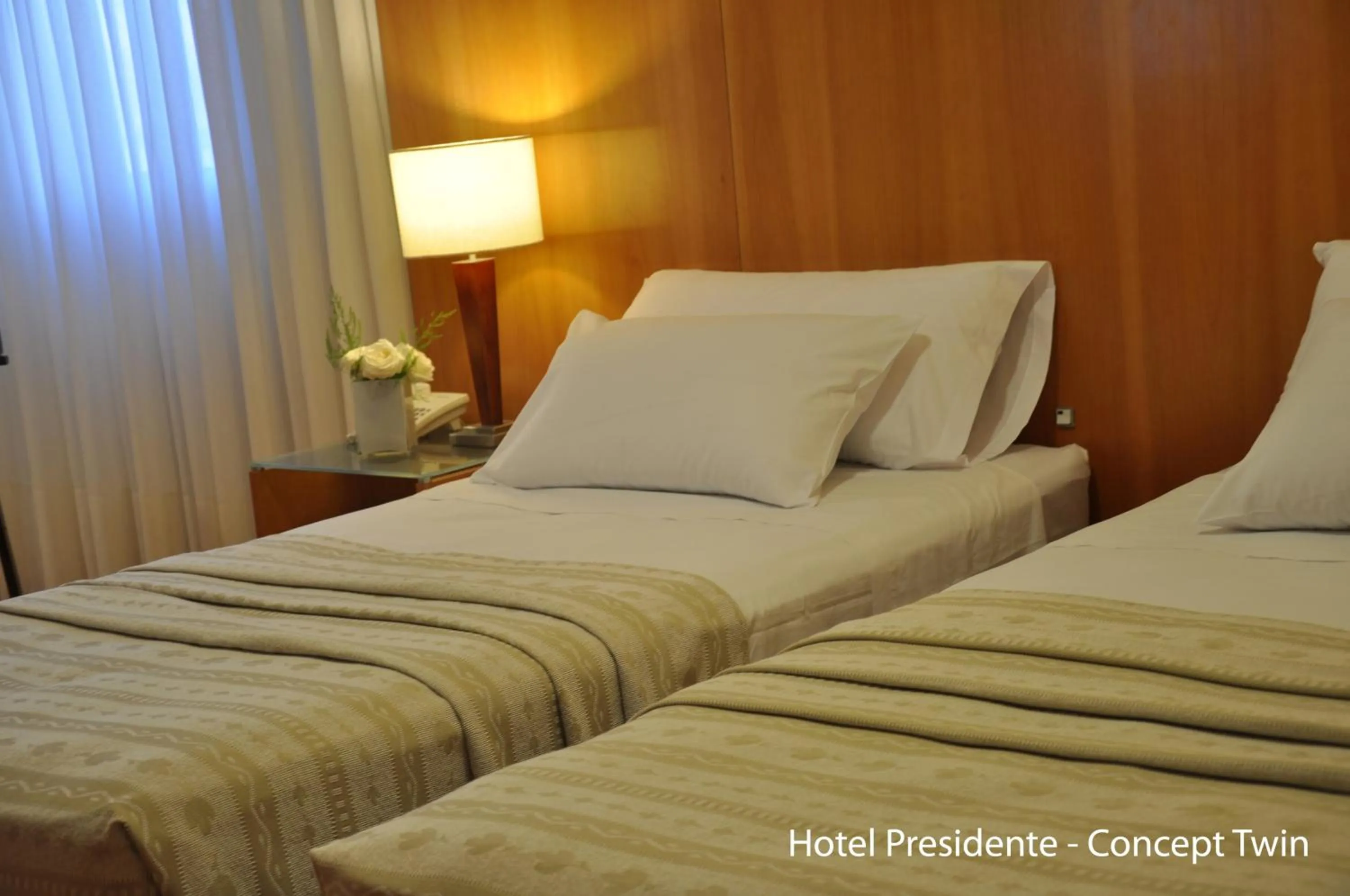 Bedroom, Bed in Hotel Solans Presidente