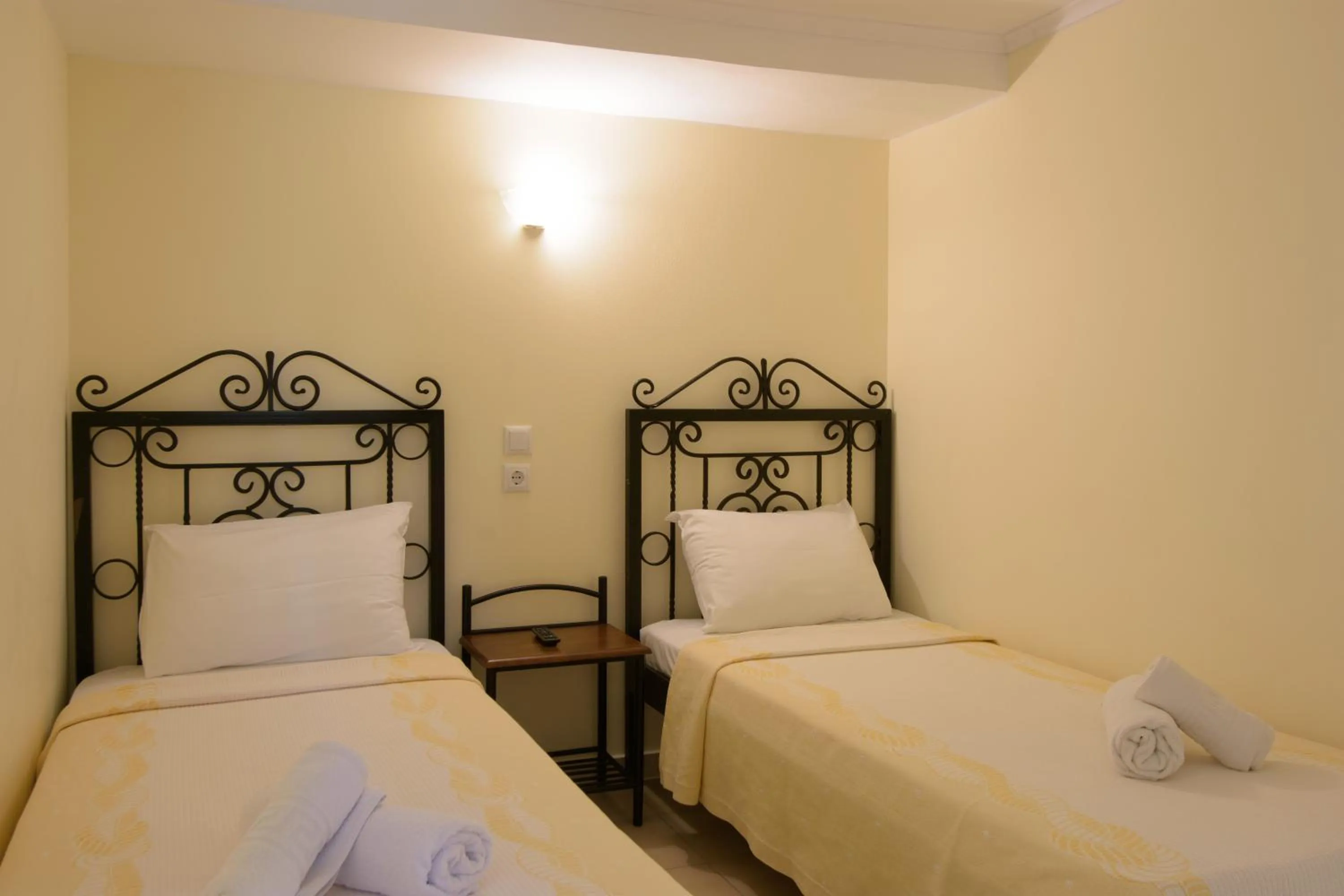 Bed in Ammoudara Beach Hotel Apartments