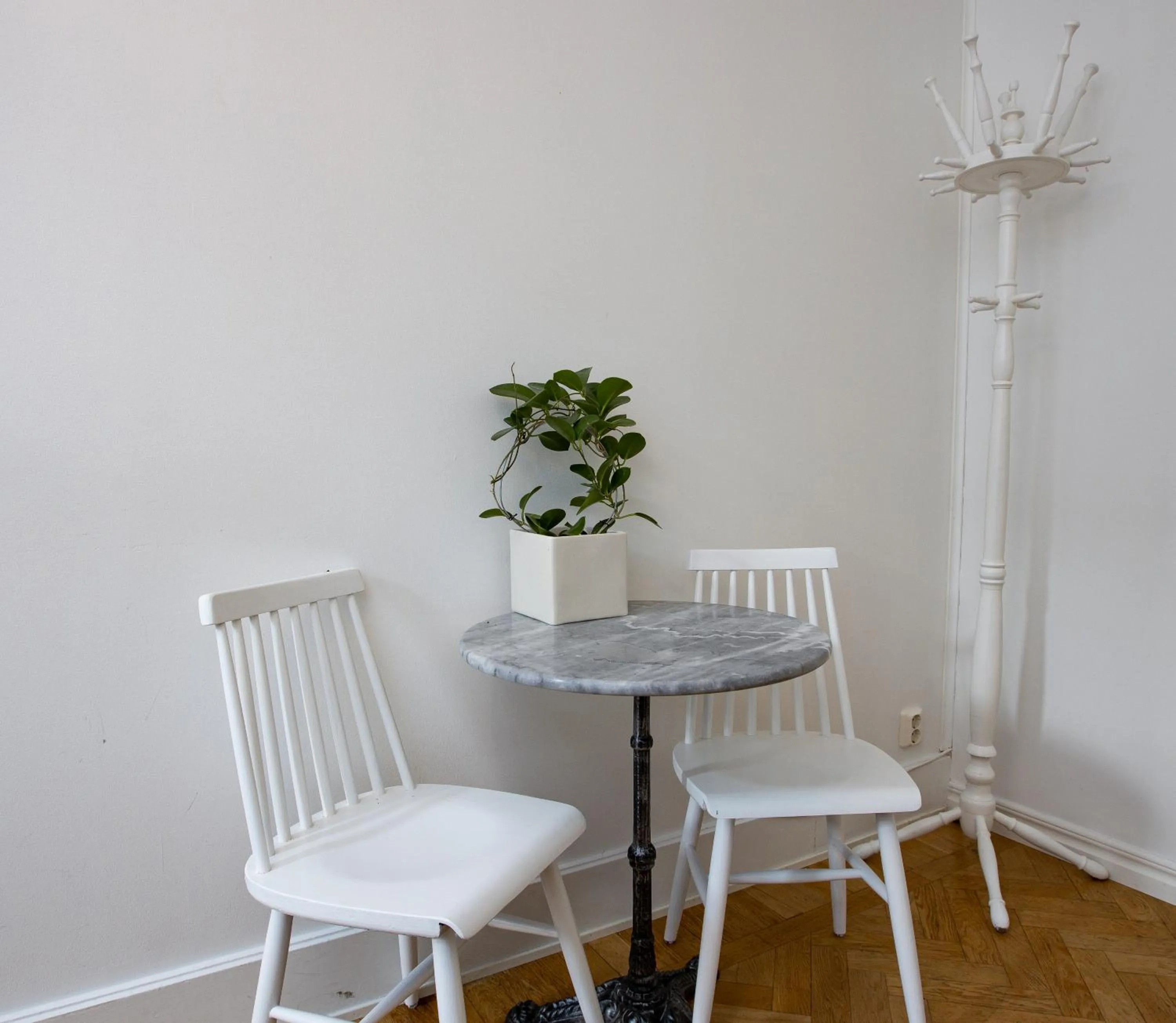 Seating area in Systrar & Bönor Bed and Breakfast