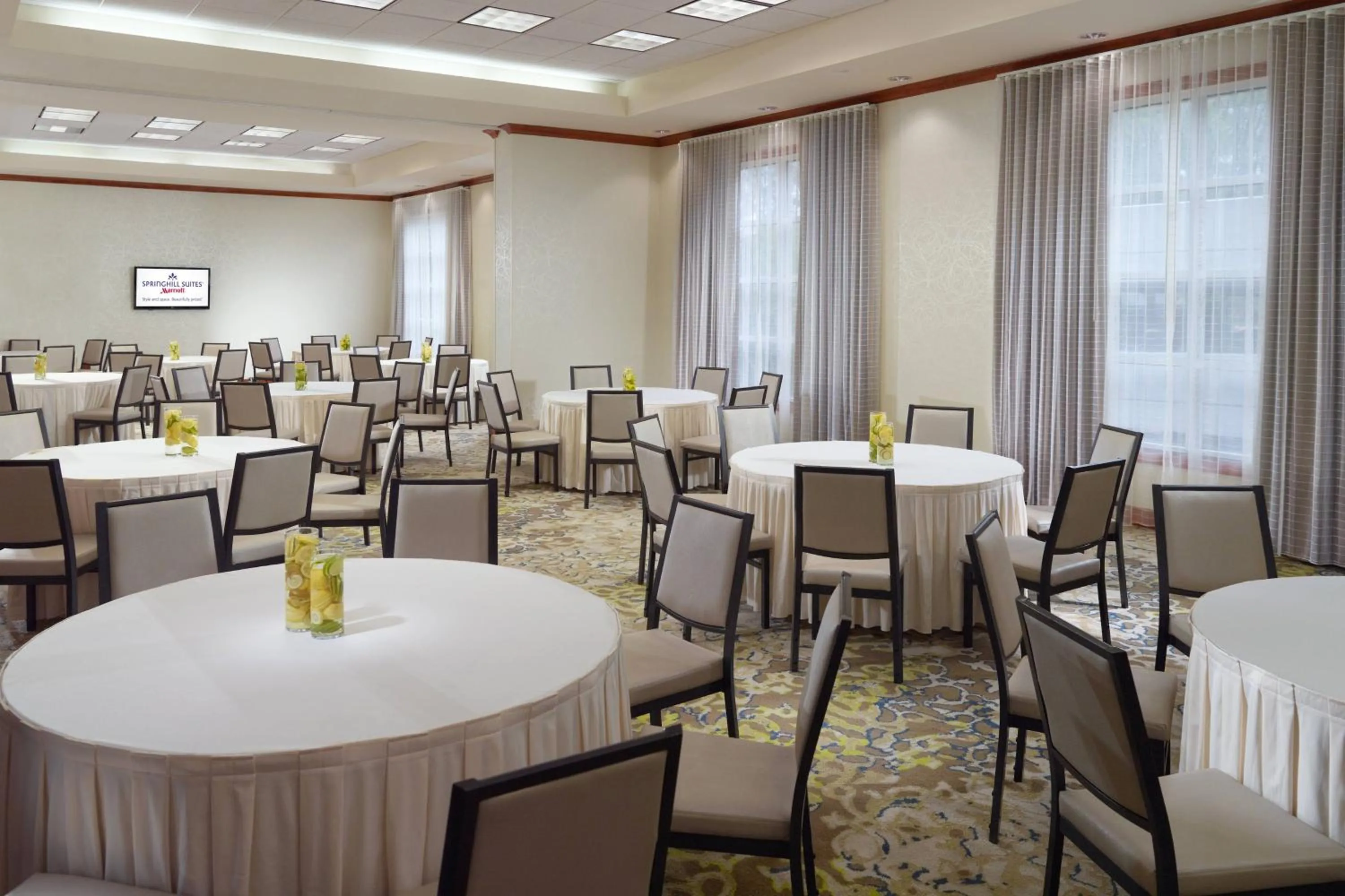 Meeting/conference room in SpringHill Suites by Marriott Atlanta Buckhead