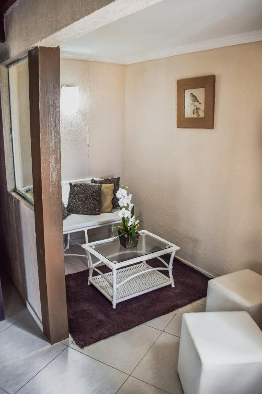 Pousada Recanto do Lobo