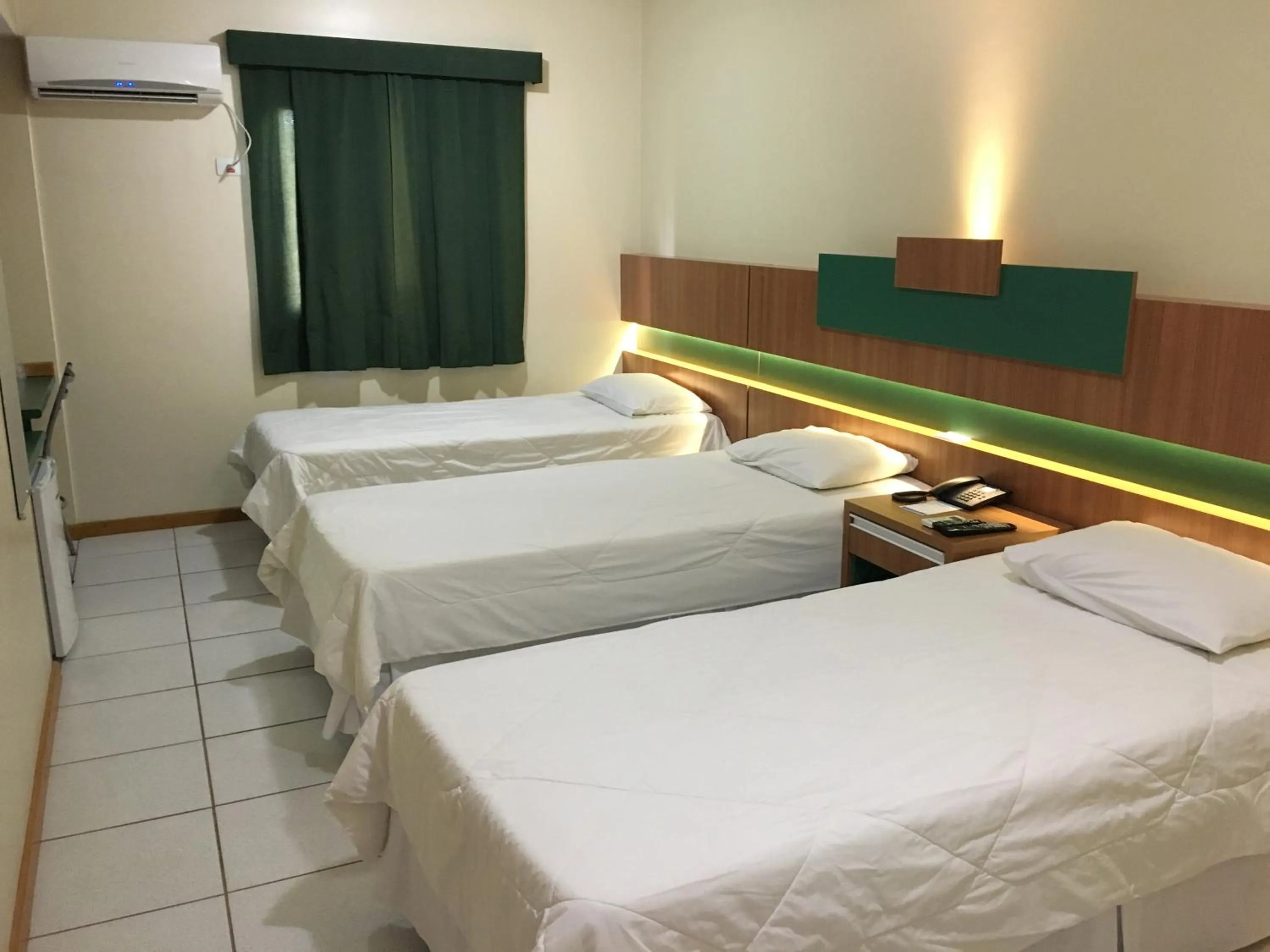 Photo of the whole room, Bed in Hotel Aero Park e Estacionamento