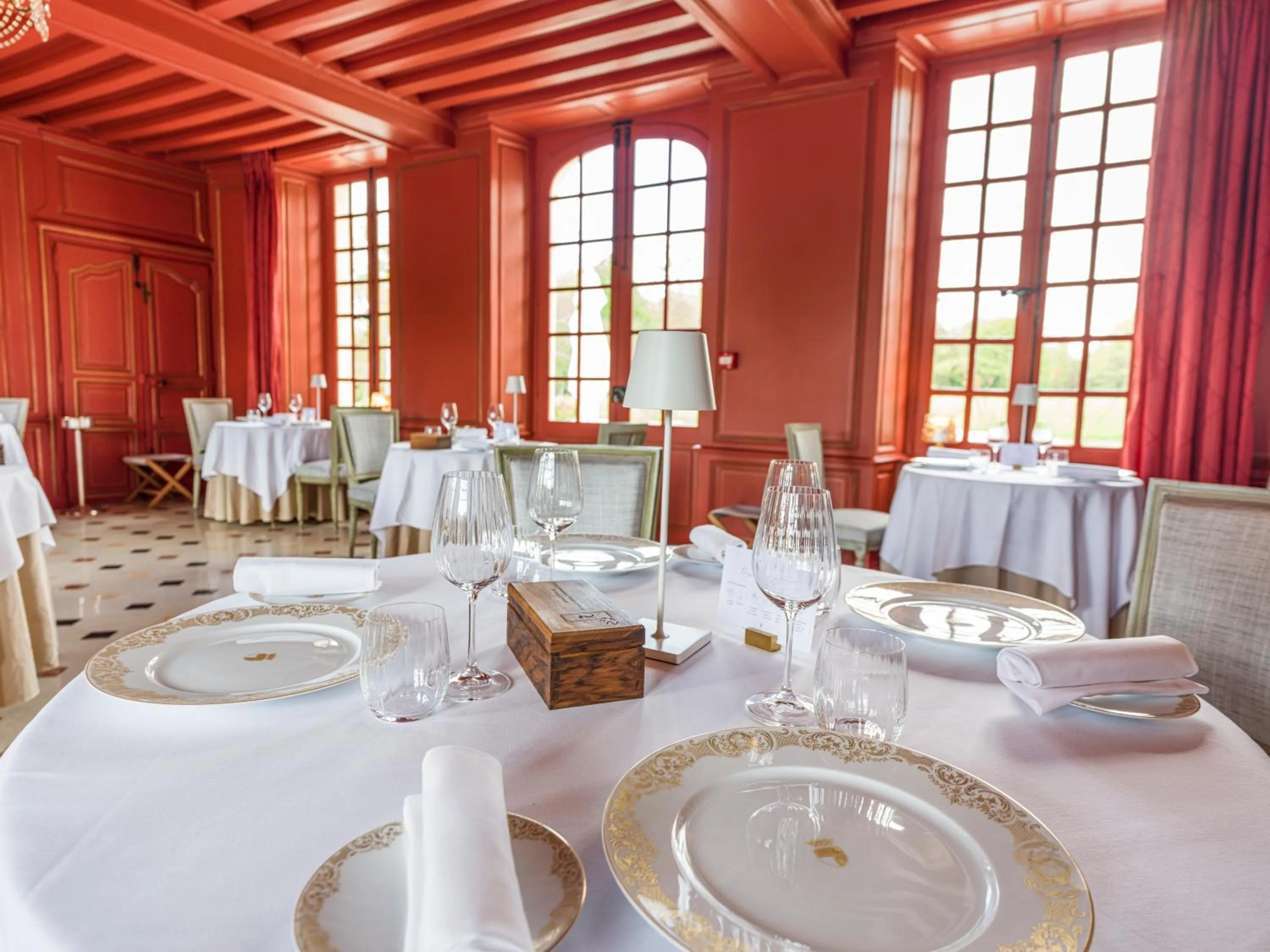 Restaurant/places to eat in Chateau d'Audrieu