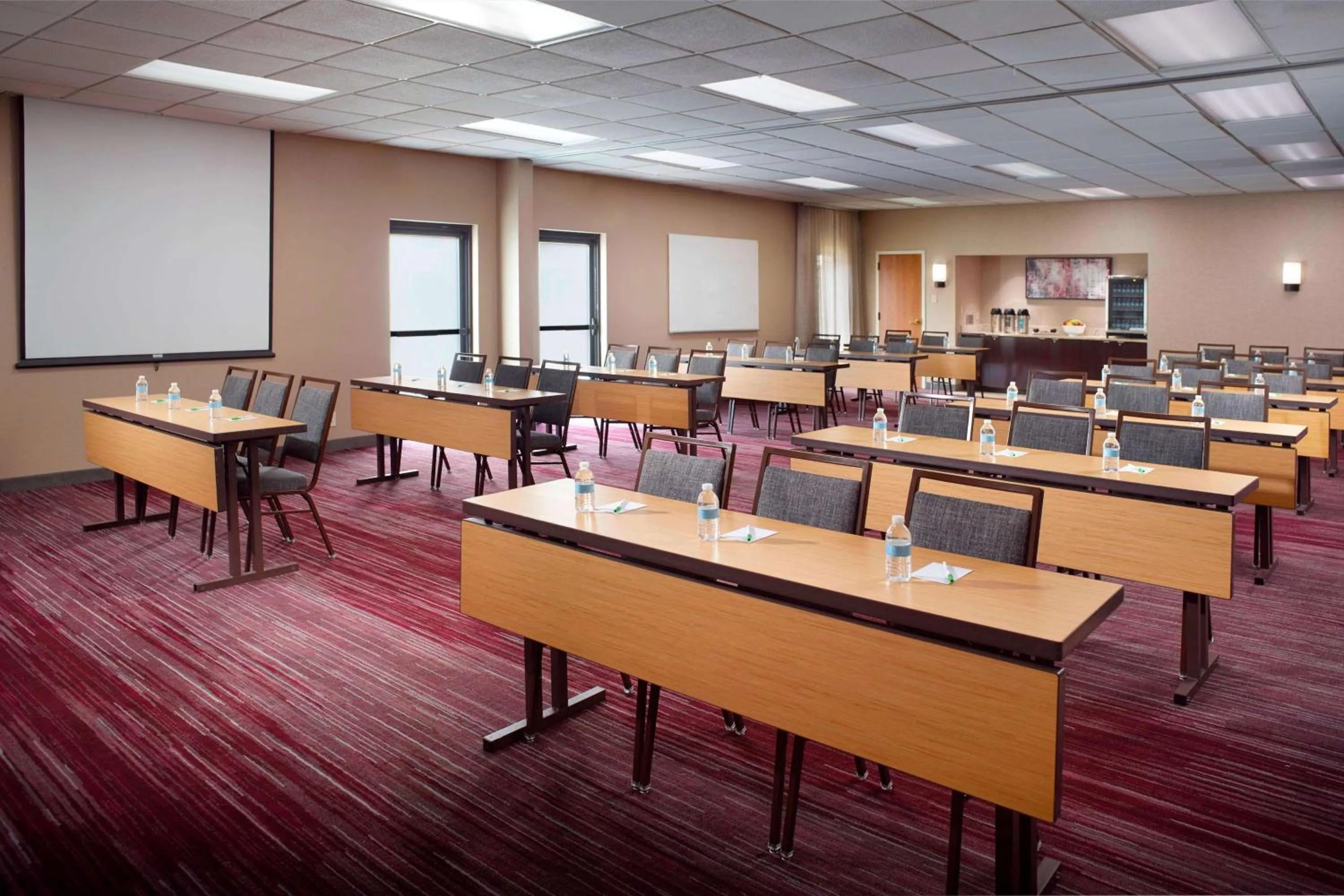 Meeting/conference room in Sonesta Select Atlanta Airport North