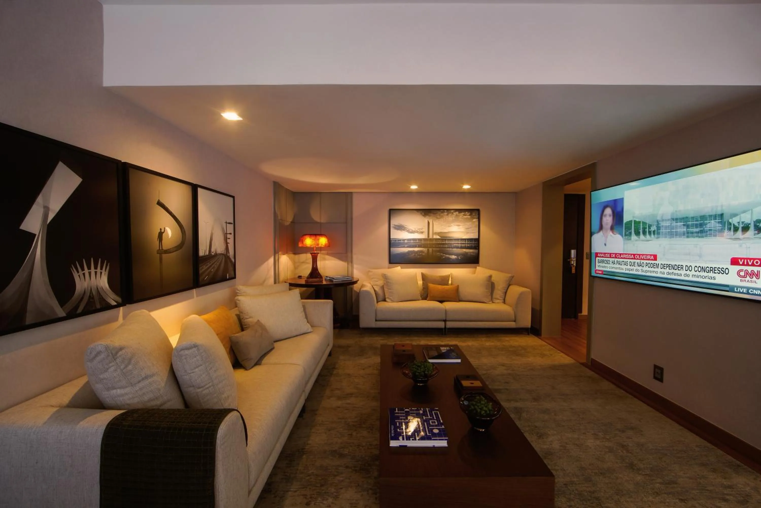 Kubitschek Plaza Hotel