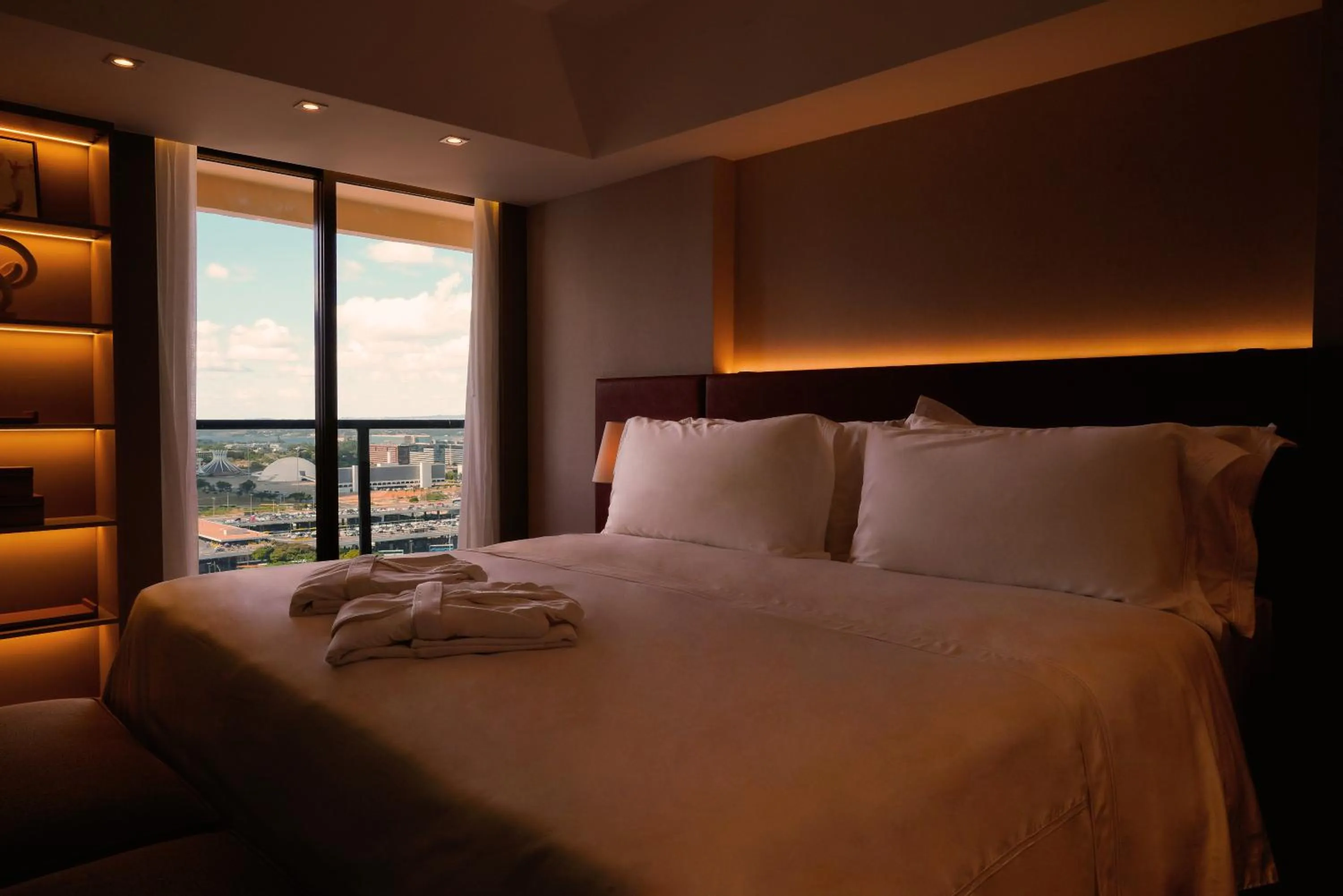 Bed in Kubitschek Plaza Hotel