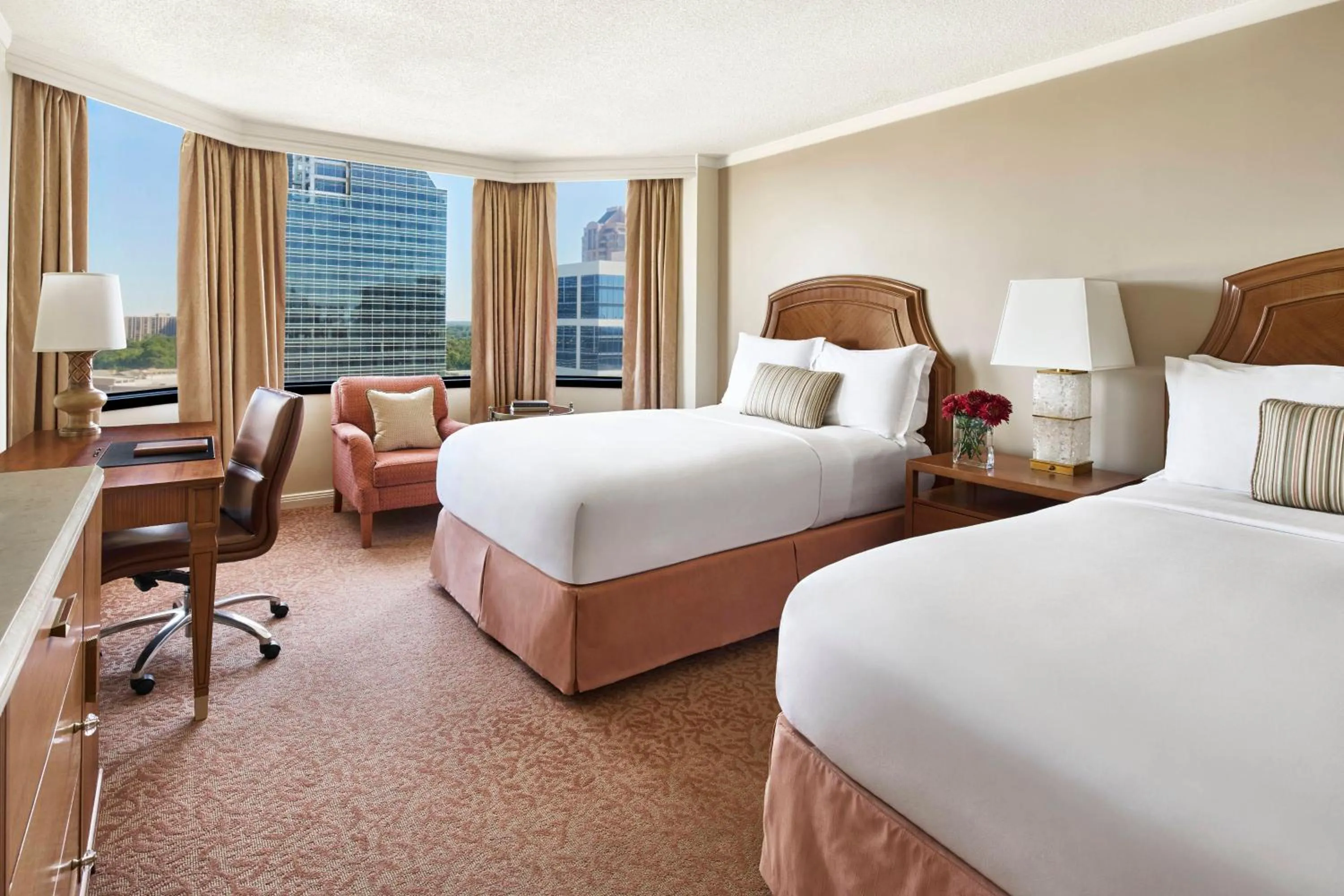 Photo of the whole room, Bed in The Whitley, a Luxury Collection Hotel, Atlanta Buckhead