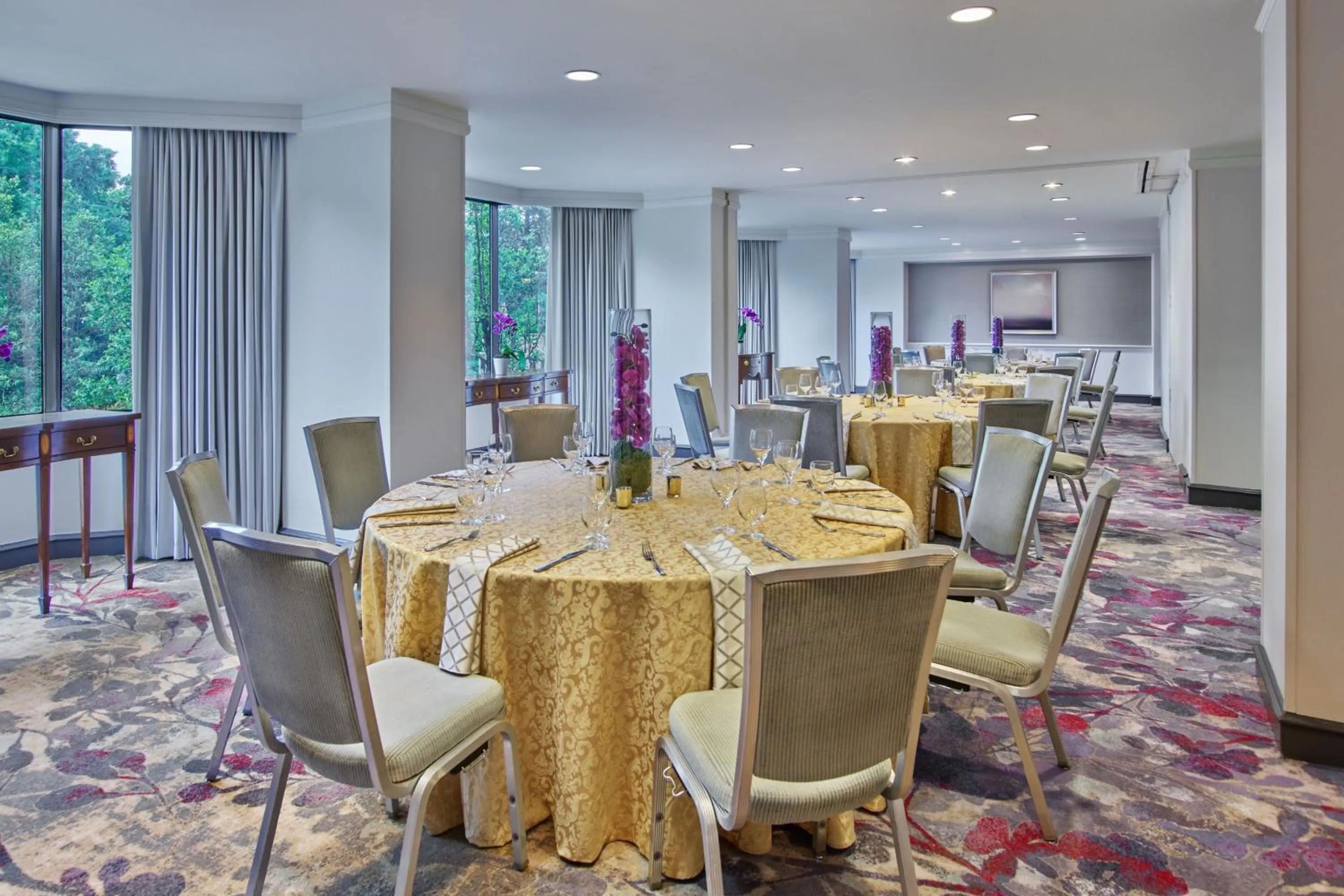 Meeting/conference room in The Whitley, a Luxury Collection Hotel, Atlanta Buckhead