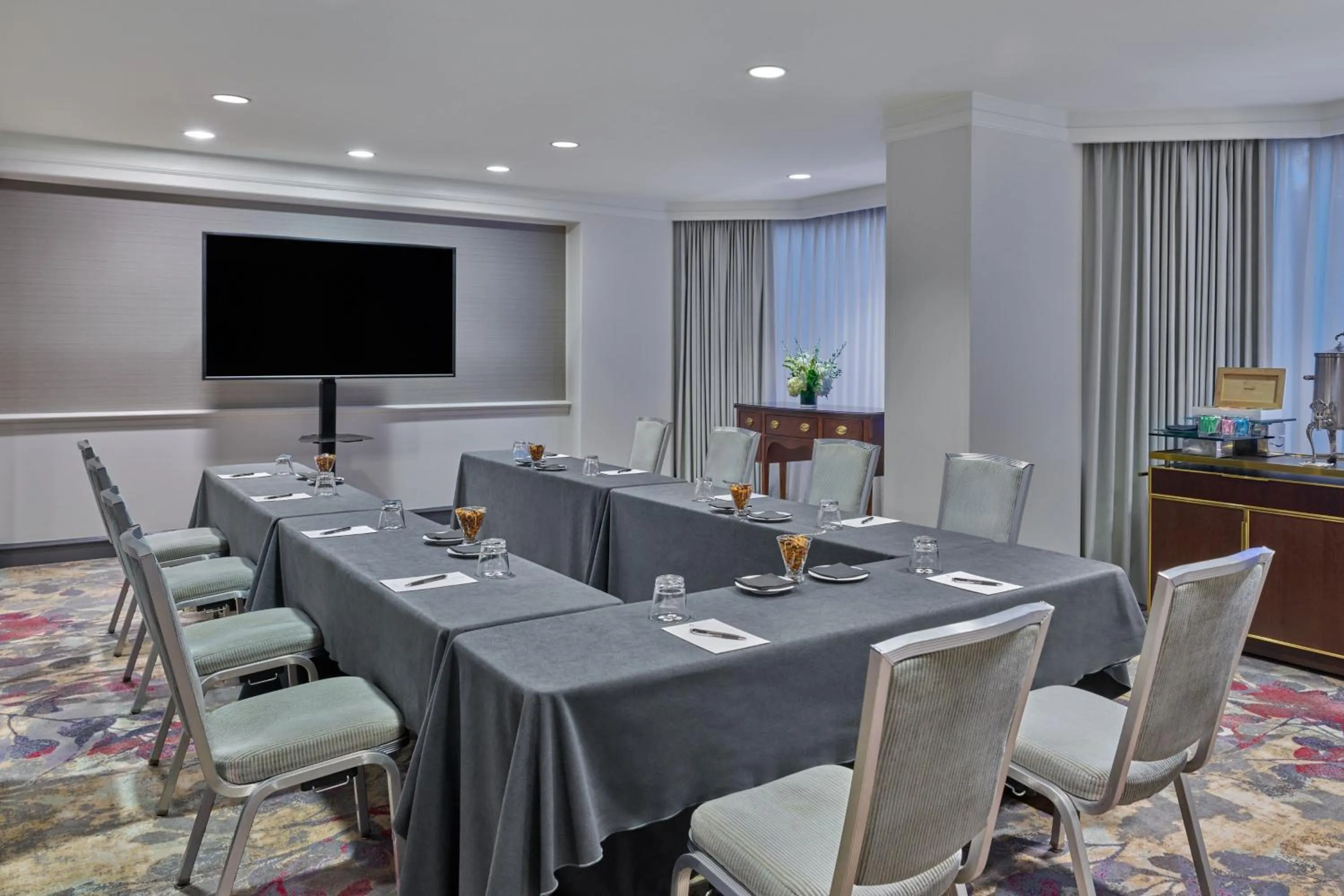 Meeting/conference room in The Whitley, a Luxury Collection Hotel, Atlanta Buckhead