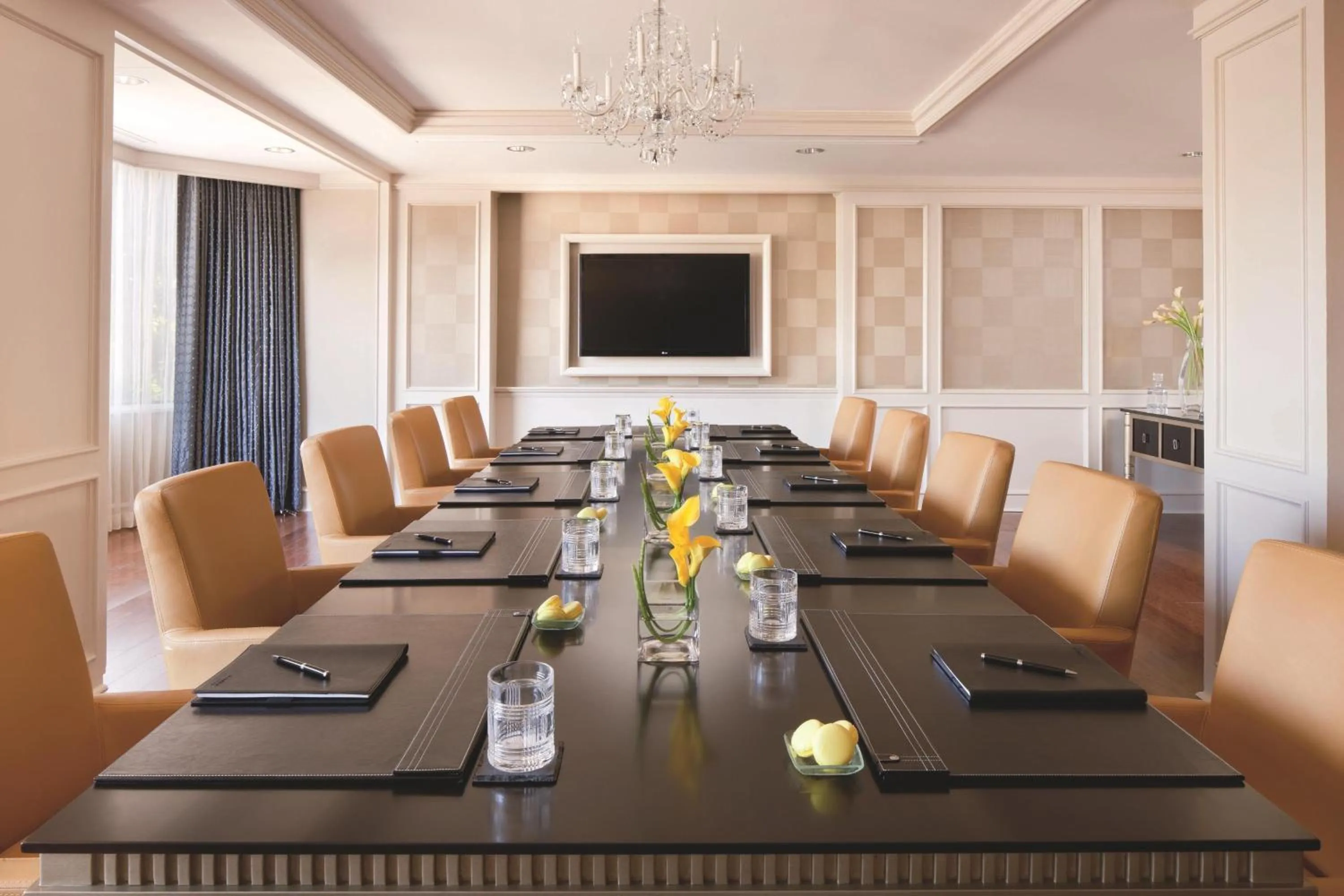 Meeting/conference room in The Whitley, a Luxury Collection Hotel, Atlanta Buckhead