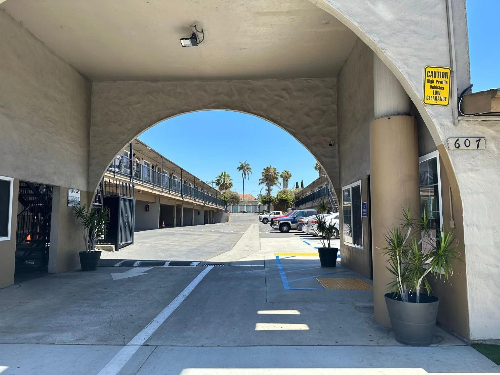 Property building in Rodeway Inn National City San Diego South