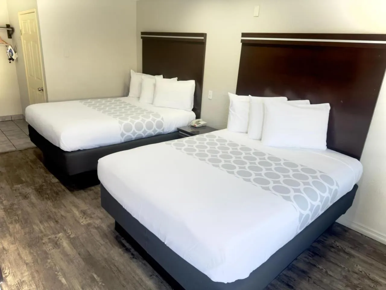 Bedroom, Bed in Rodeway Inn National City San Diego South