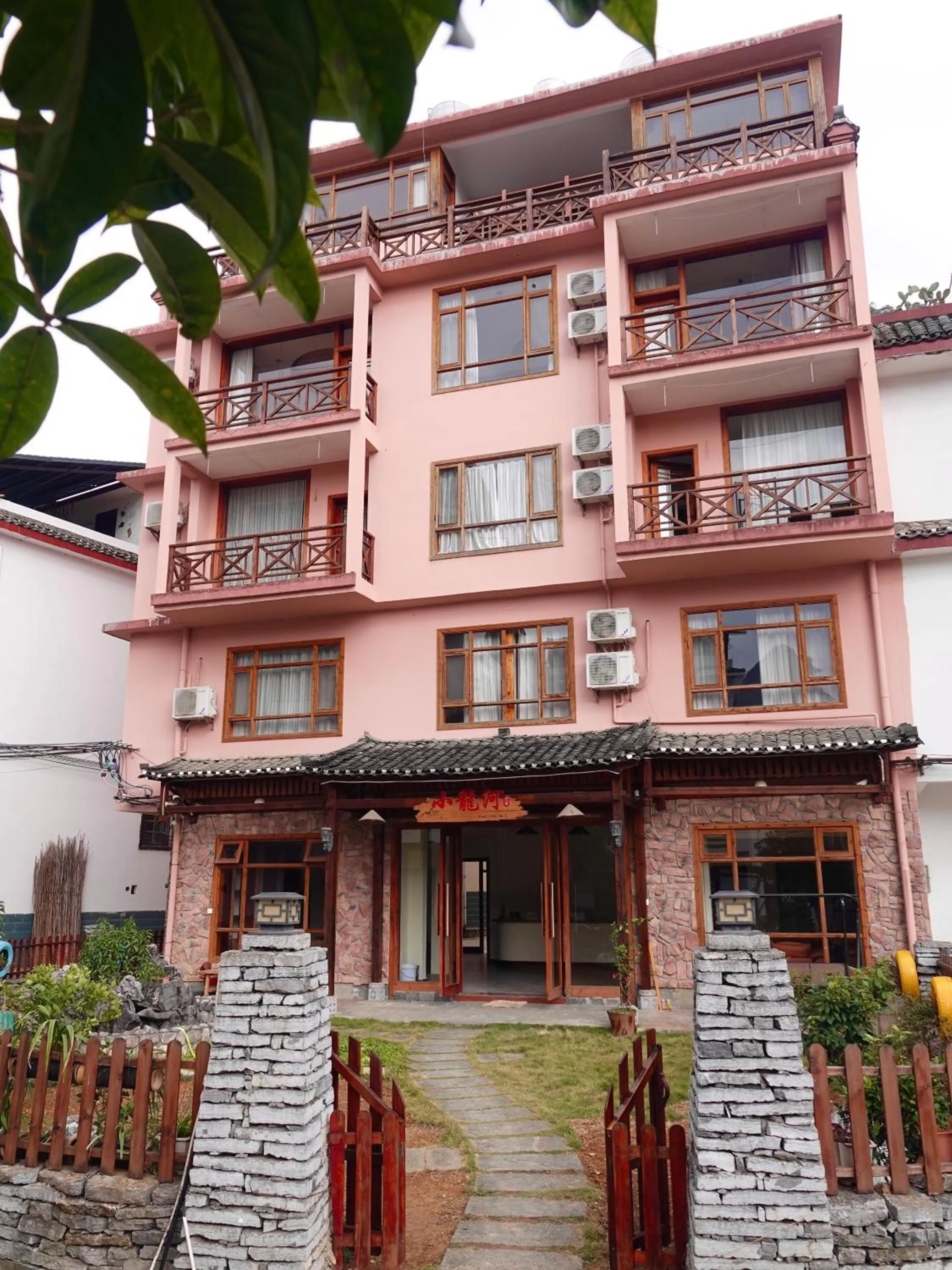 Property building in Yangshuo Xiao Long River Hotel